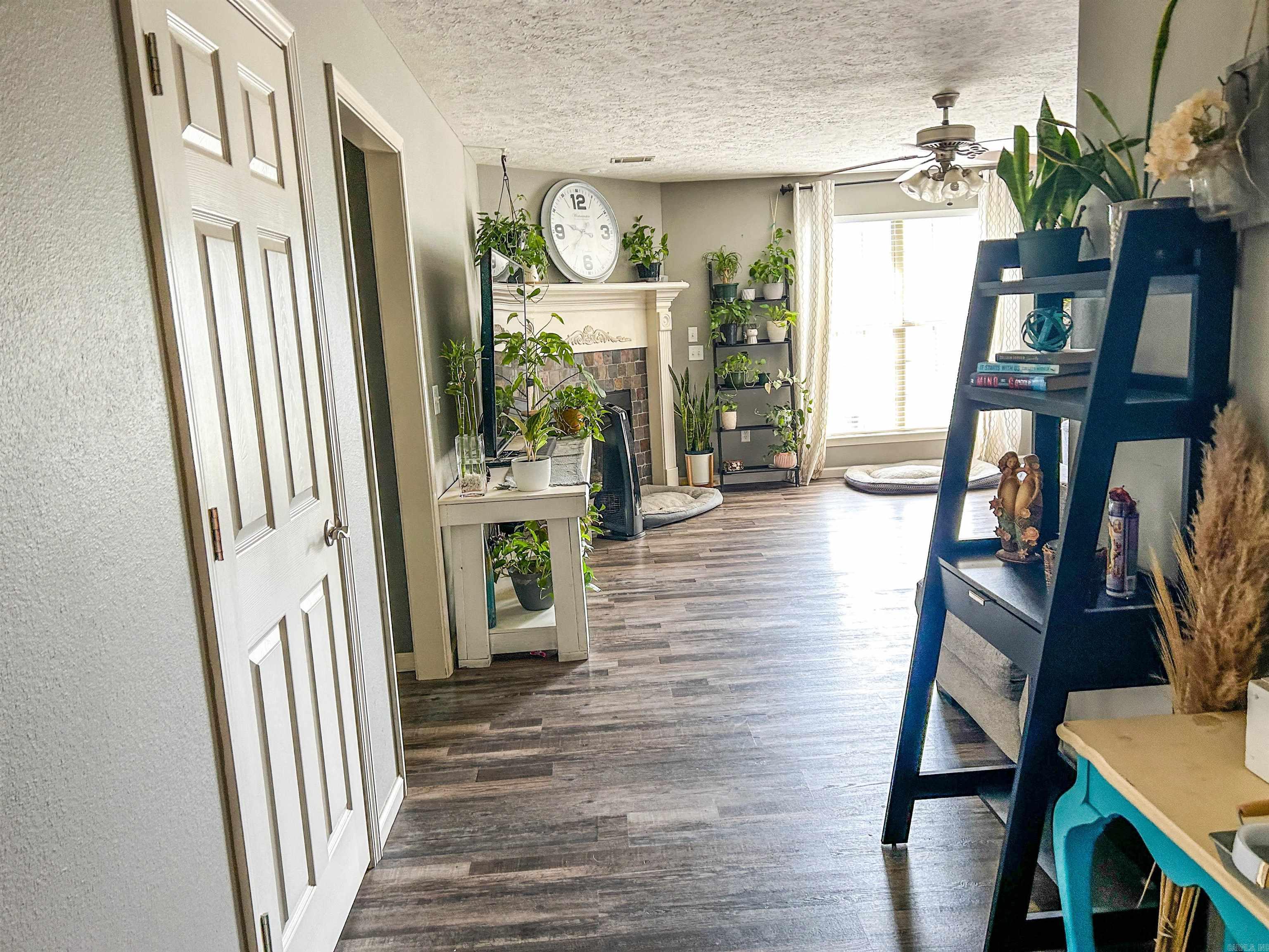 JUSTIN PLACE - Residential