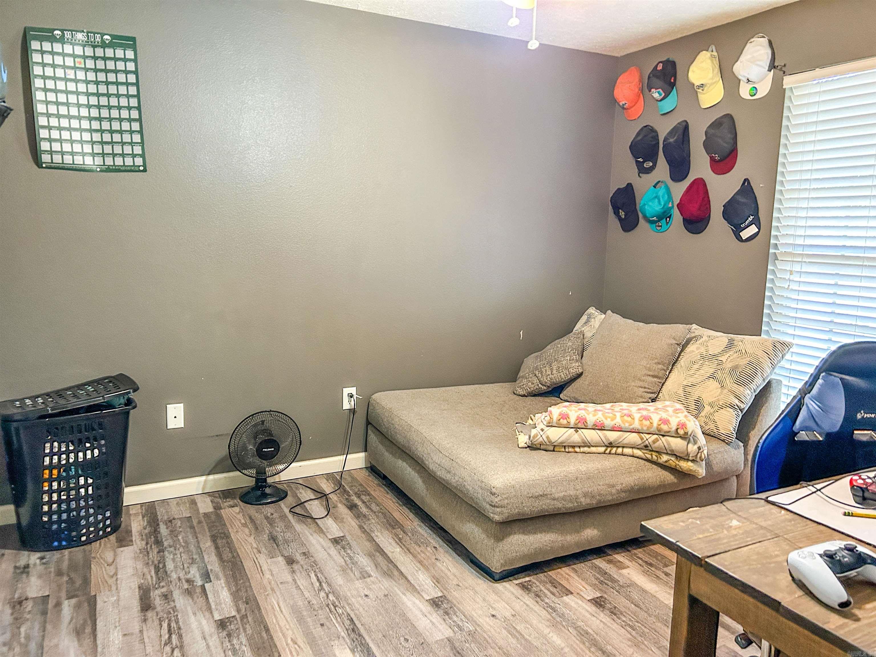 JUSTIN PLACE - Residential