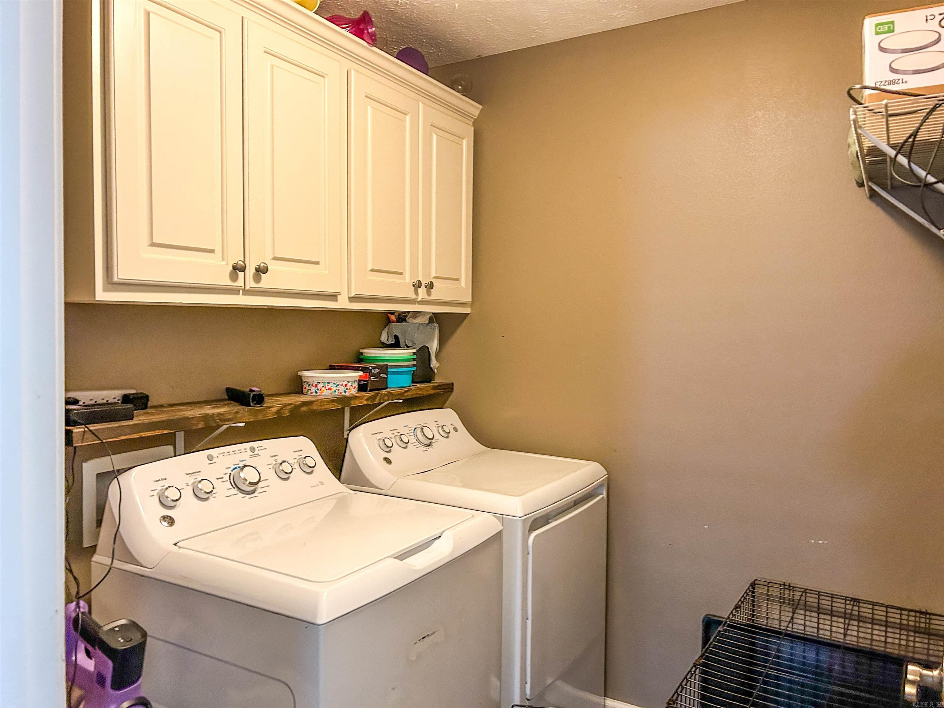 JUSTIN PLACE - Residential