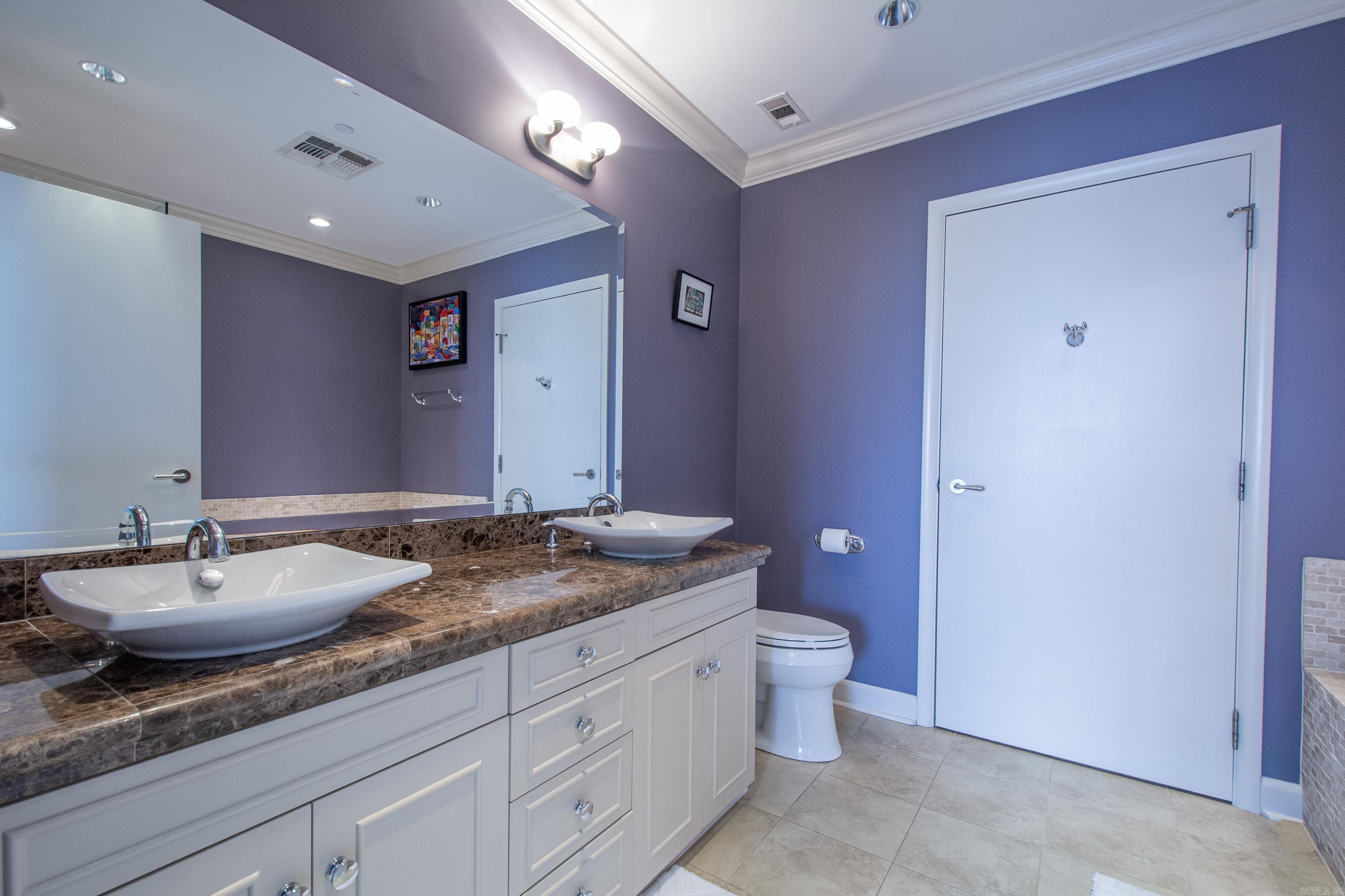 The Residences Building 5 - Residential Lease