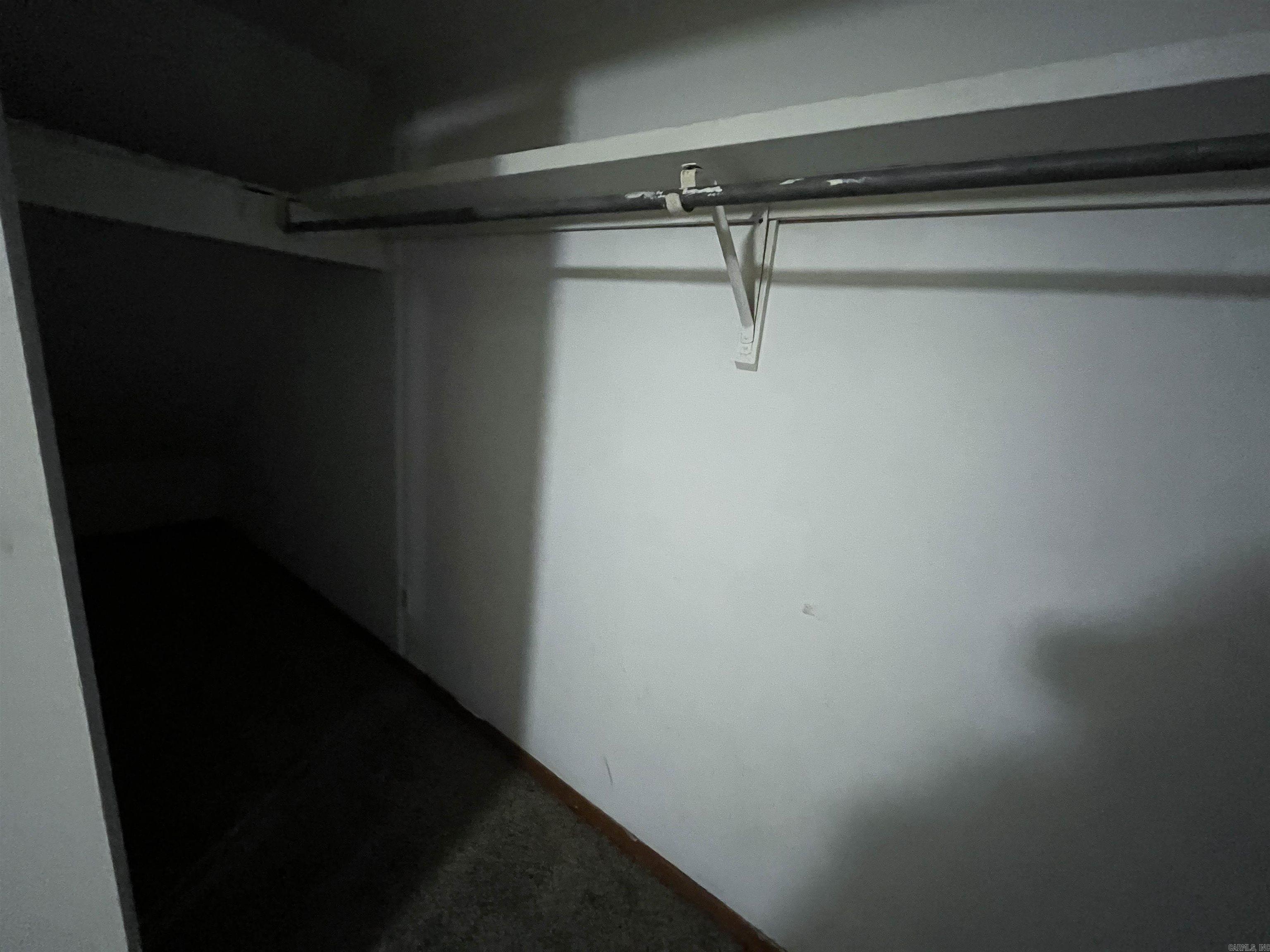 Cherokee Vil - Residential