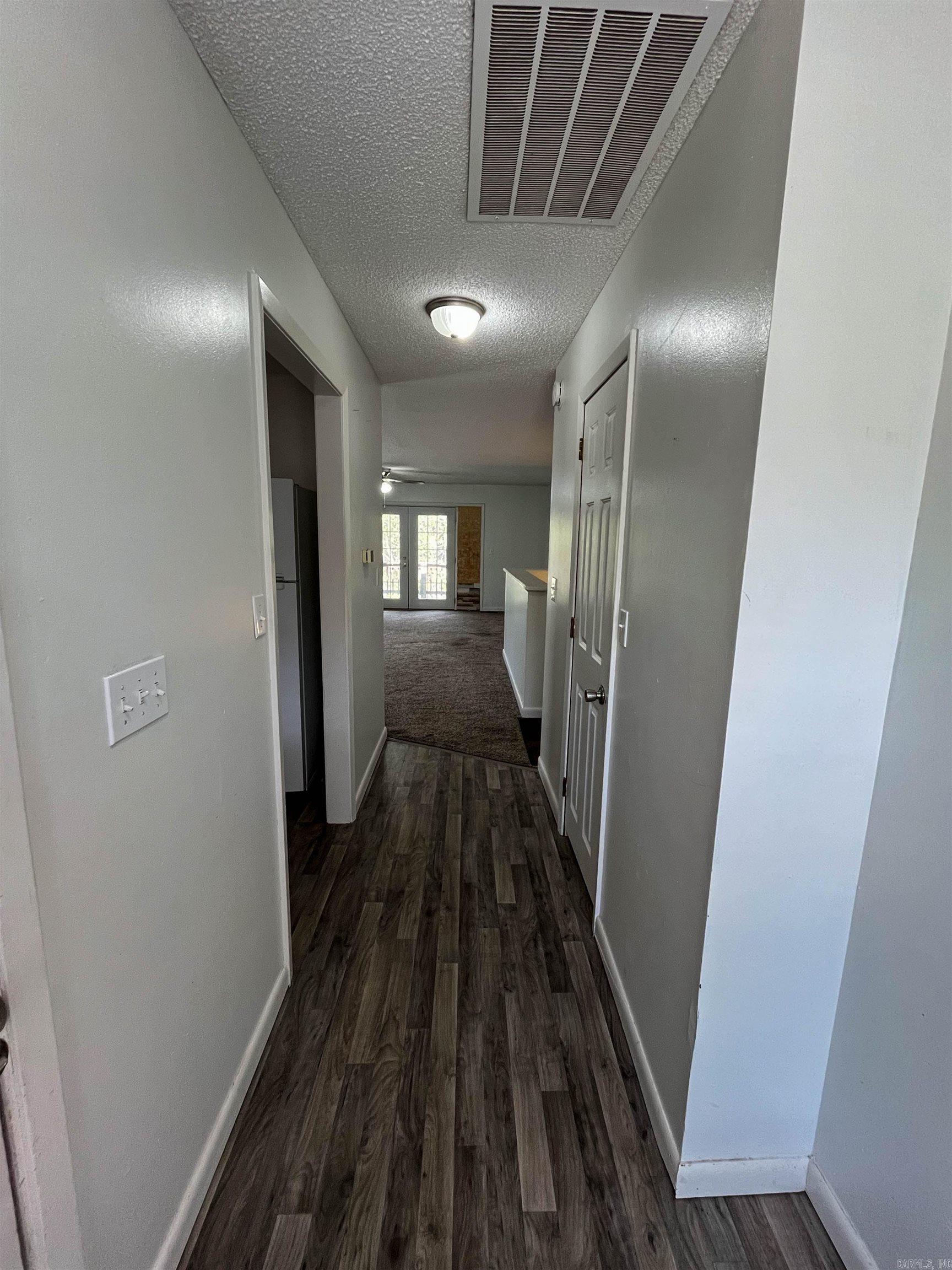 Cherokee Vil - Residential