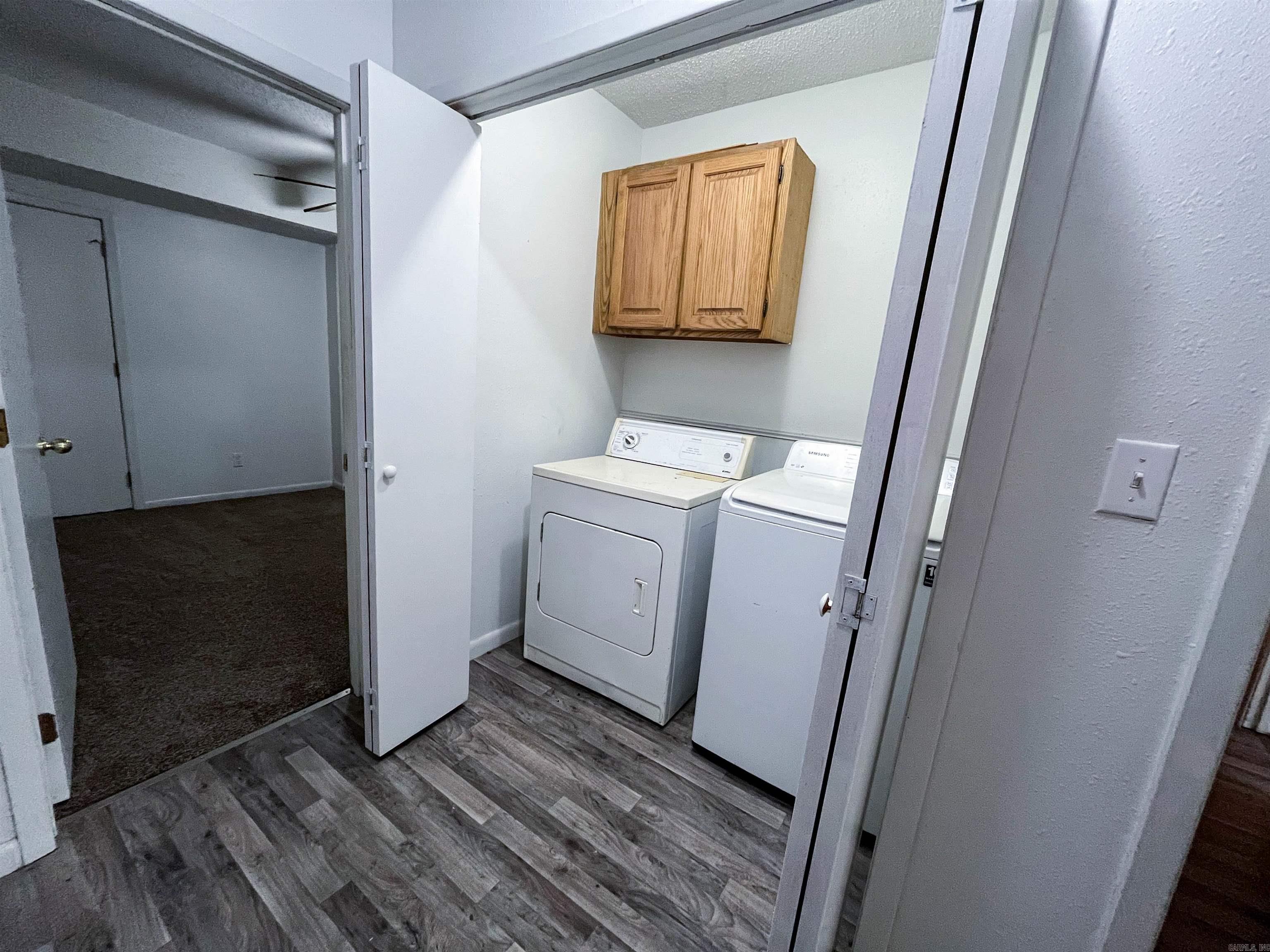 Cherokee Vil - Residential