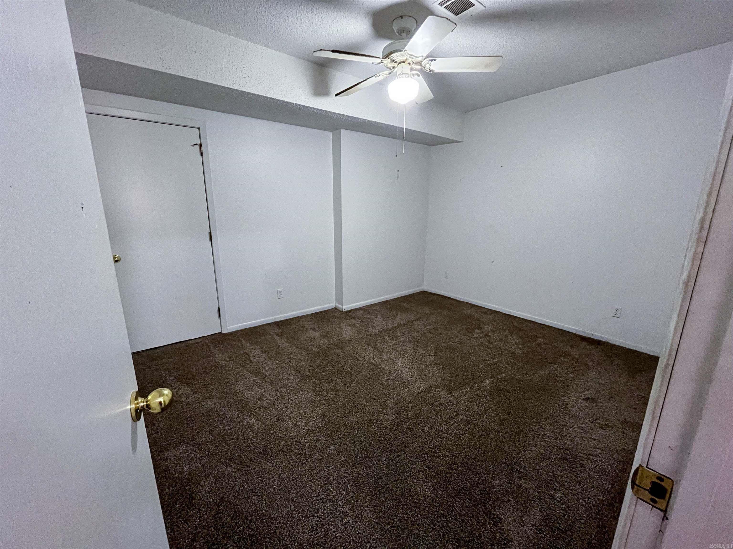 Cherokee Vil - Residential