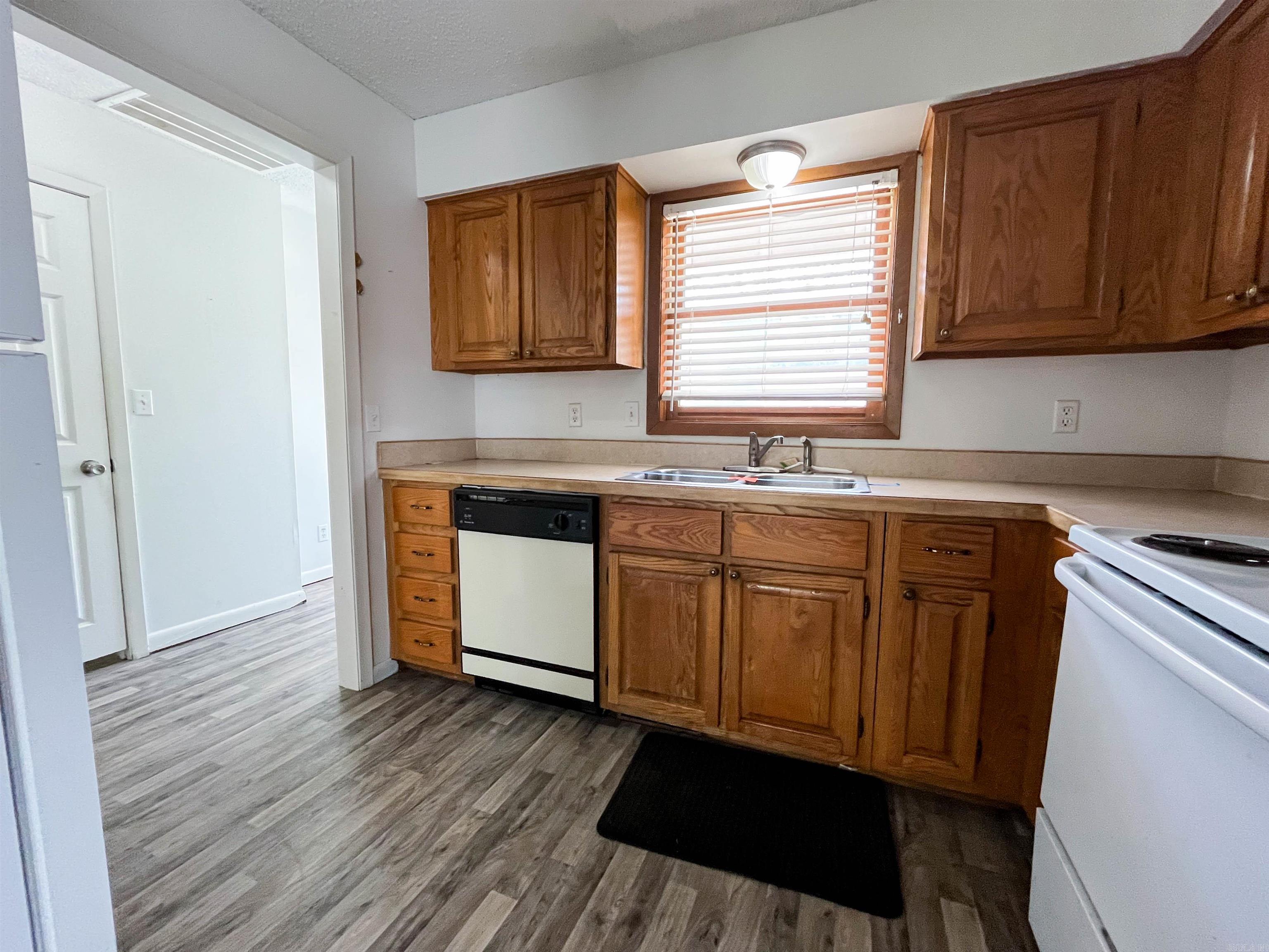 Cherokee Vil - Residential