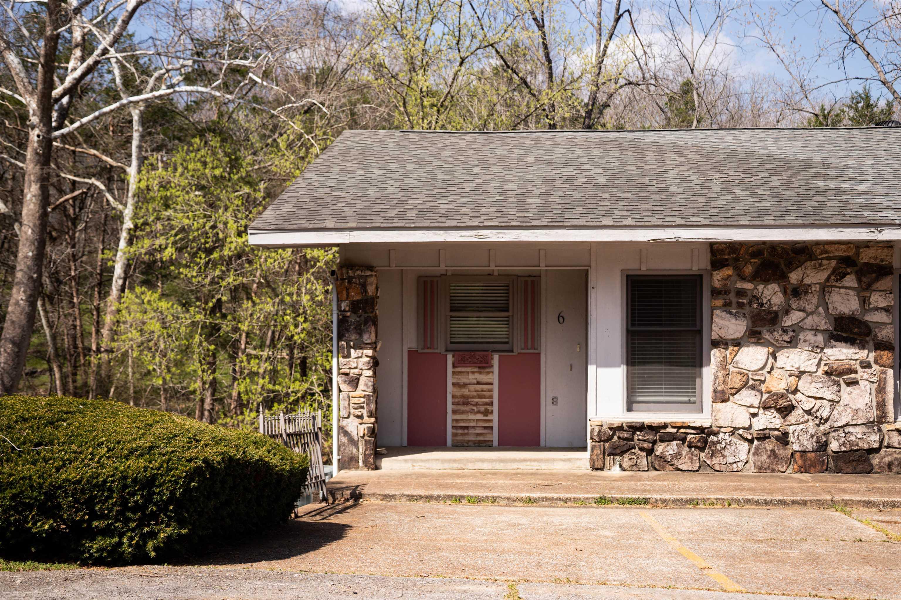 Cherokee Vil - Residential