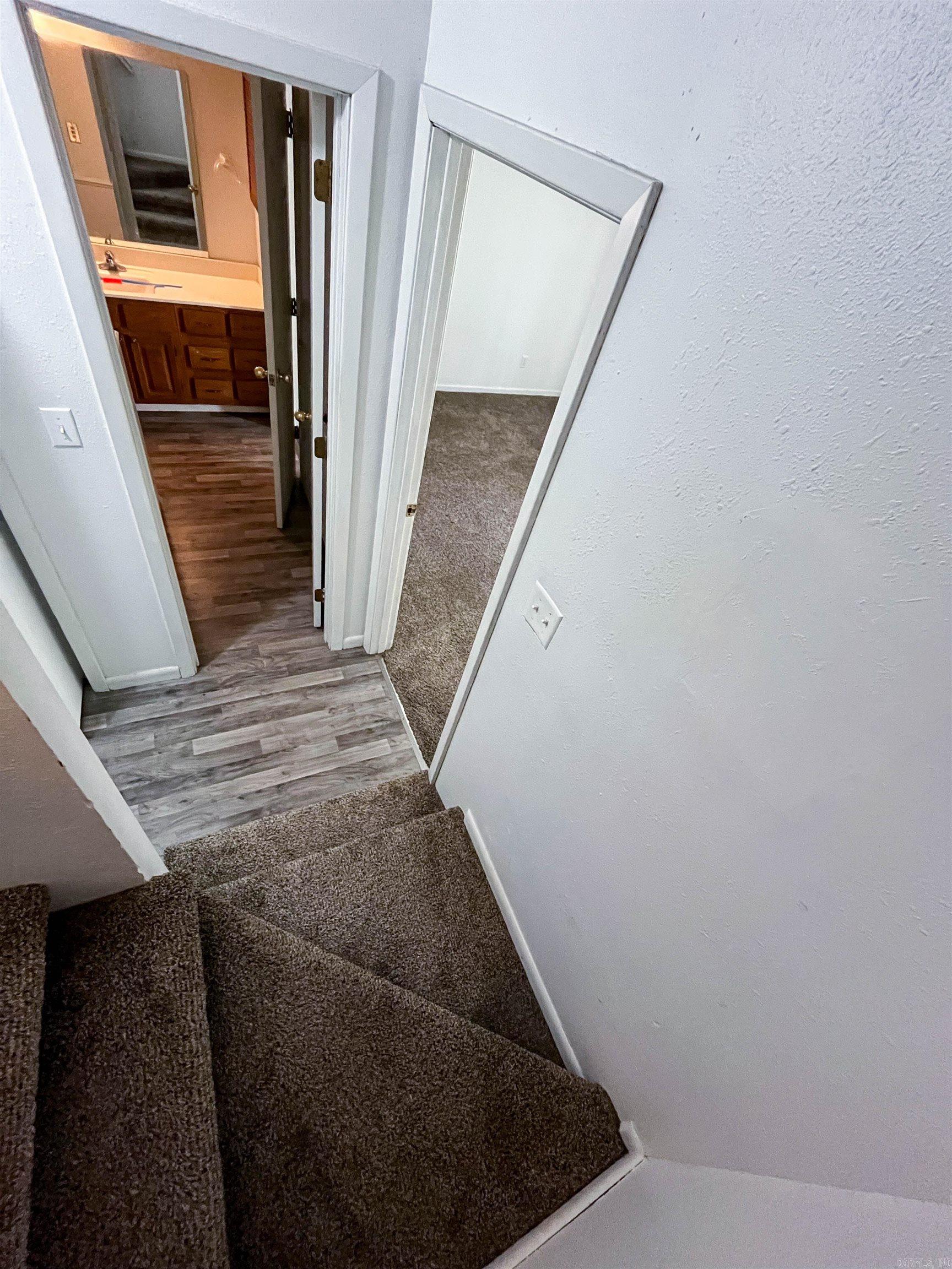 Cherokee Vil - Residential