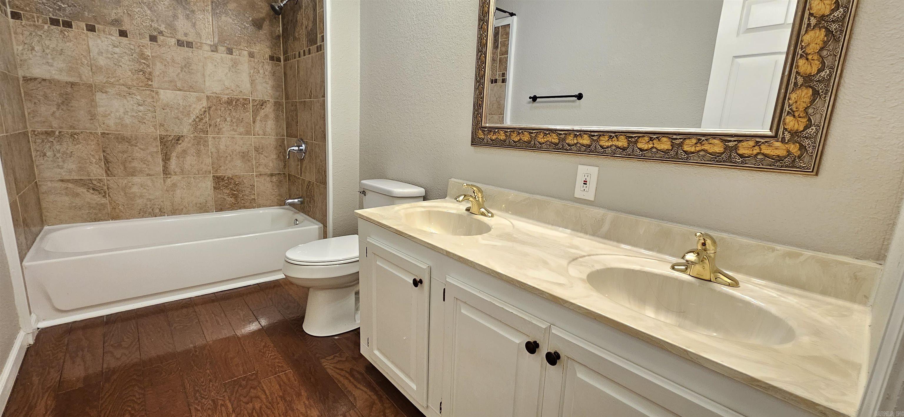 Original Town - Residential Lease