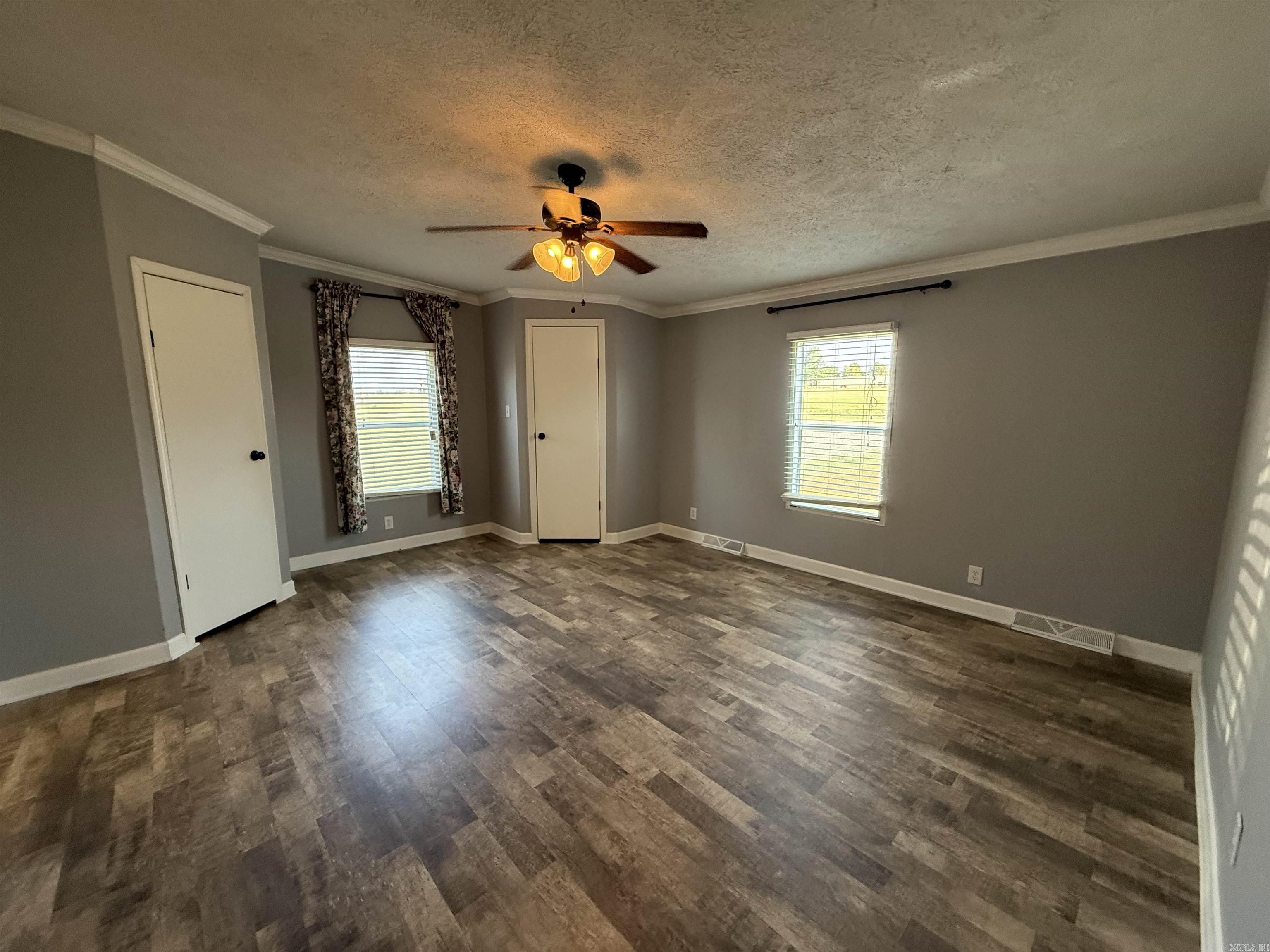 JOHN FINLEY SUBD - Residential