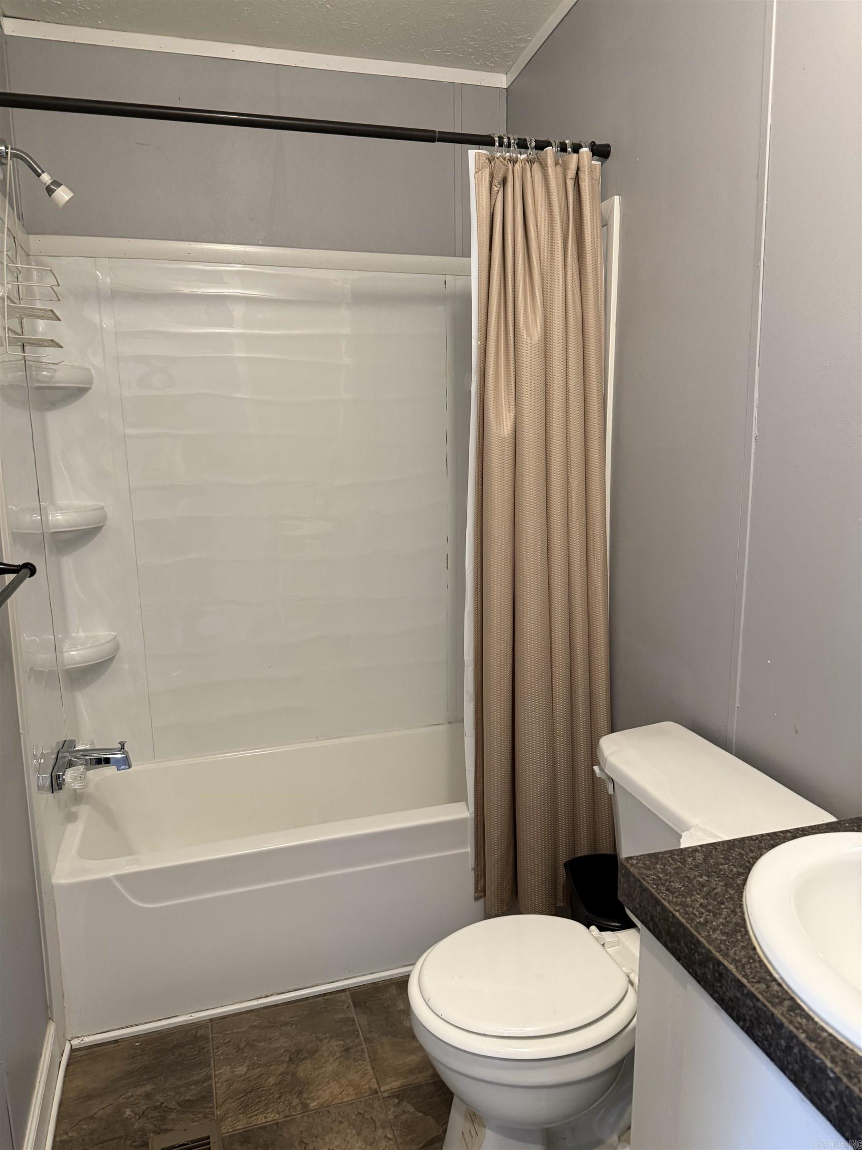 JOHN FINLEY SUBD - Residential