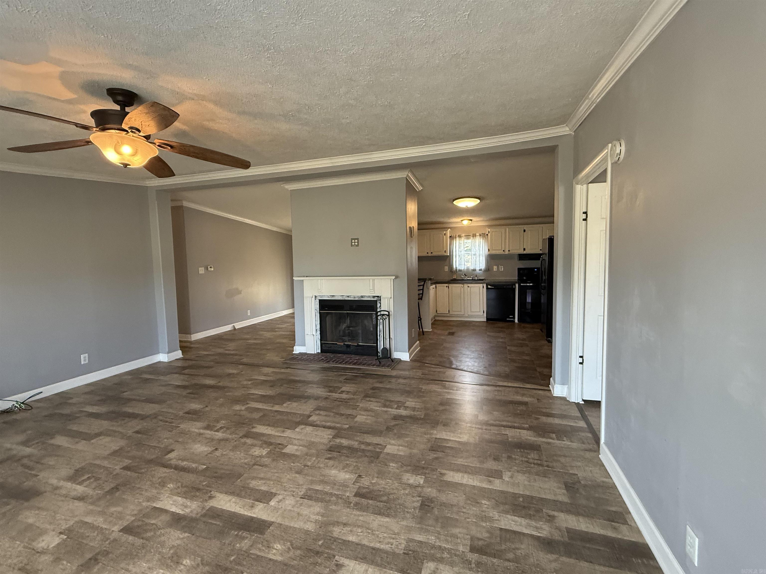 JOHN FINLEY SUBD - Residential