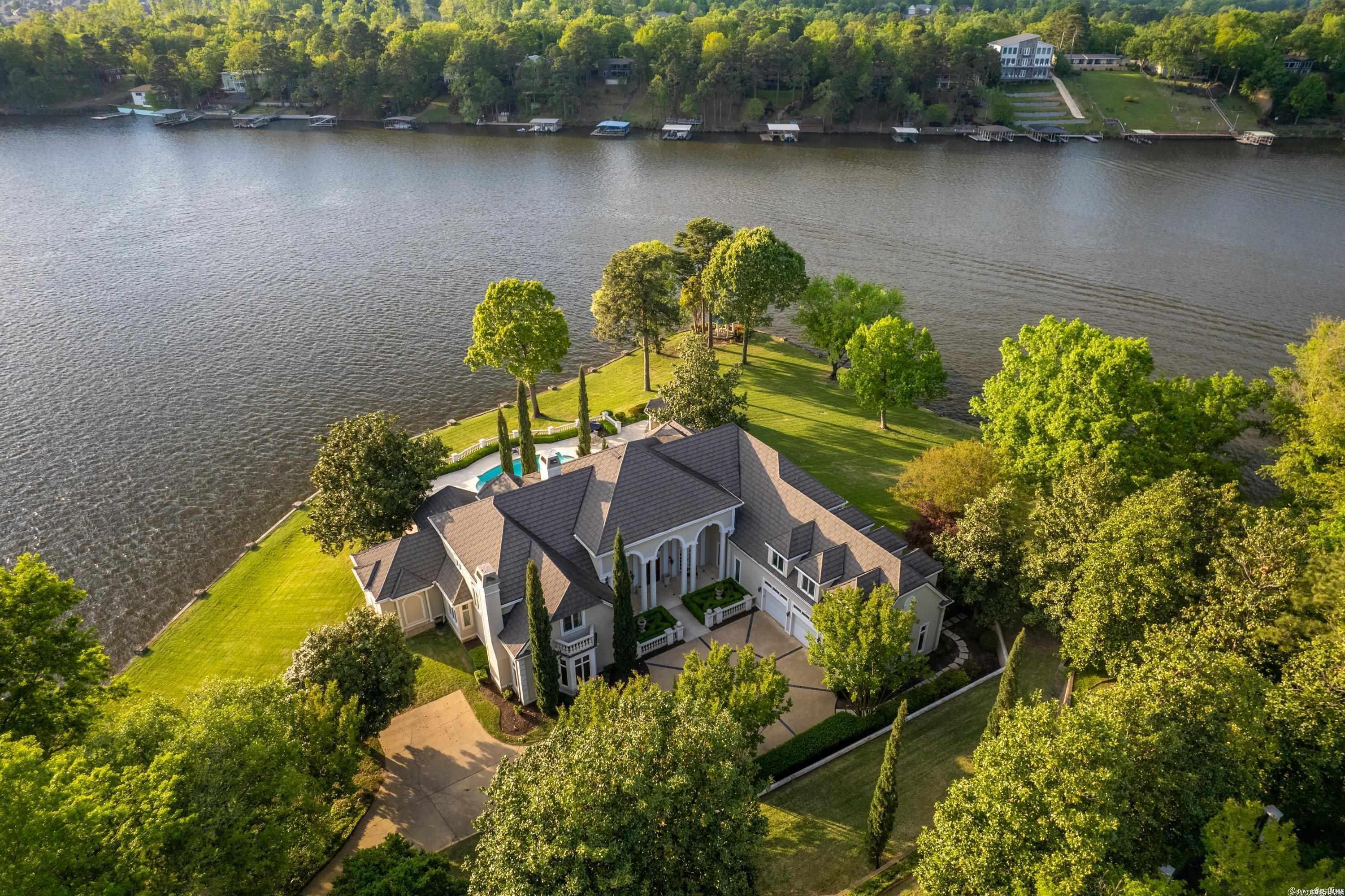 Driftwood Point - Residential
