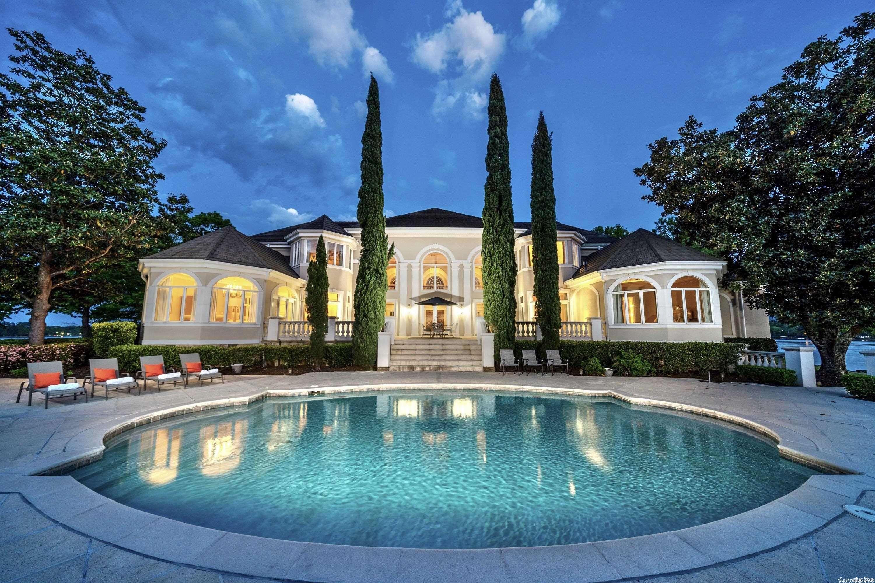 Driftwood Point - Residential