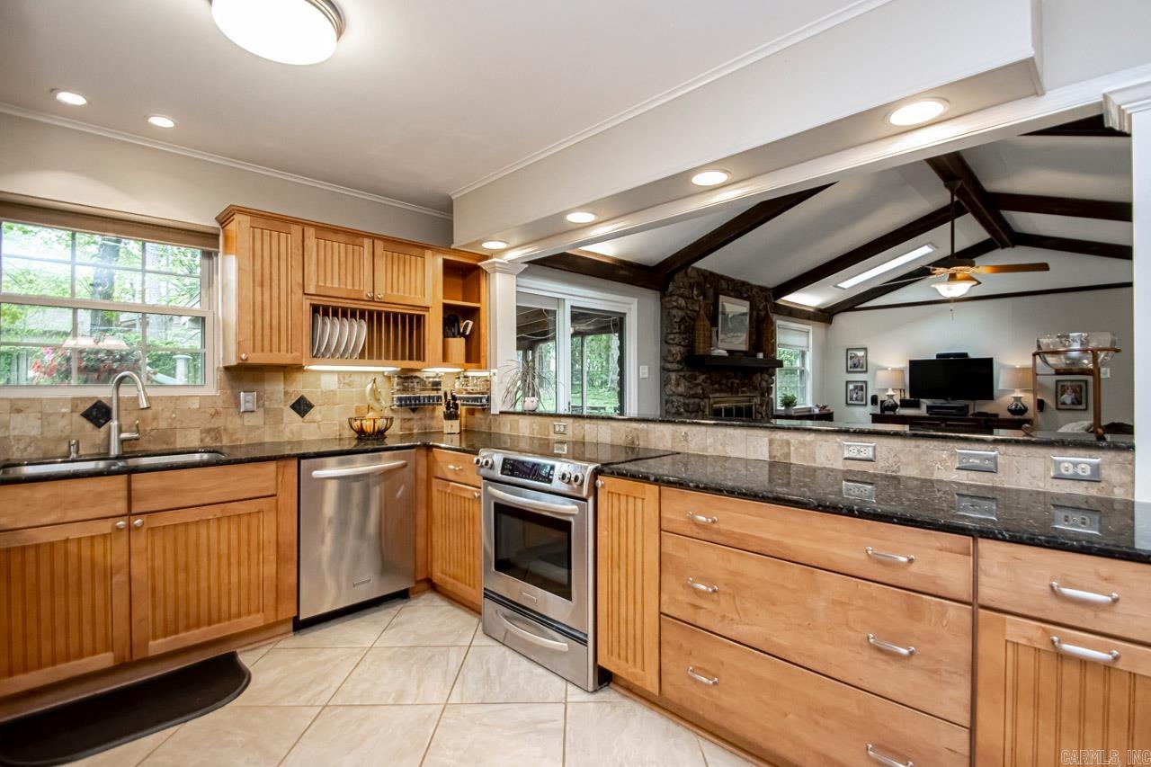 PLEASANT TREE - Residential