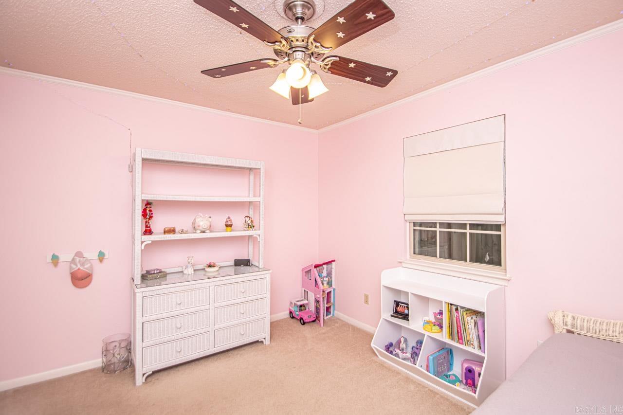 PLEASANT TREE - Residential