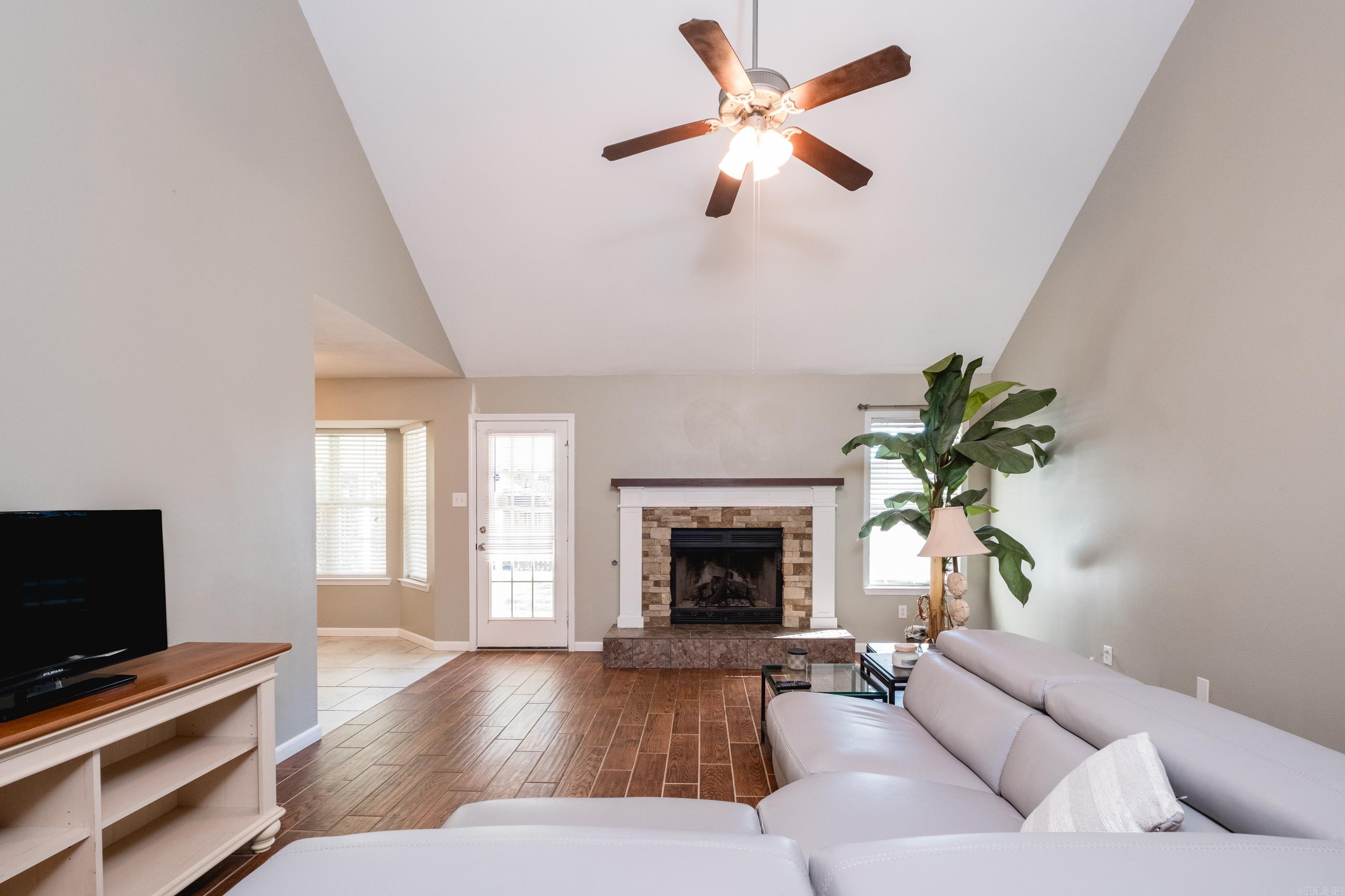 AUSTIN LAKES ADDN - Residential