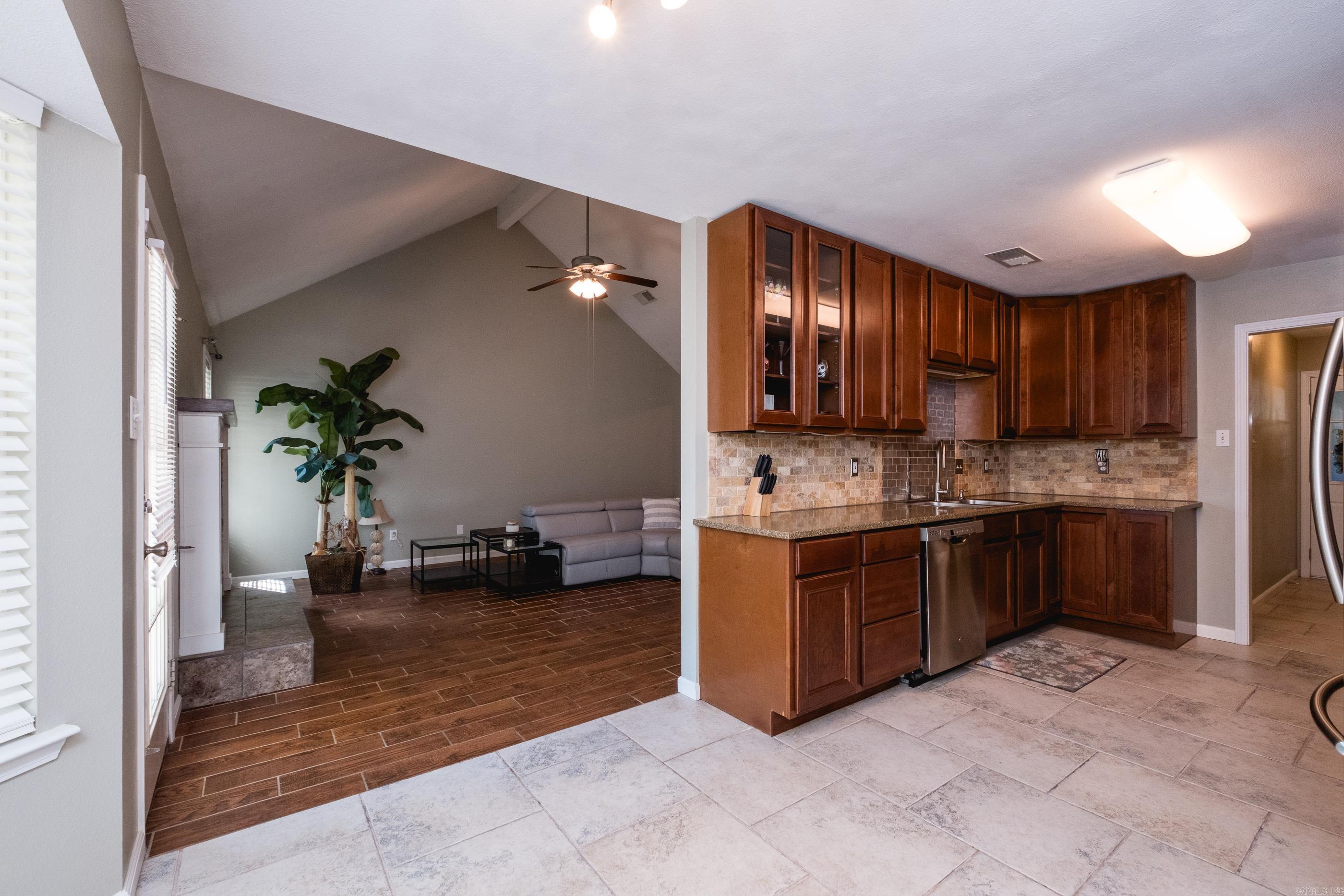 AUSTIN LAKES ADDN - Residential