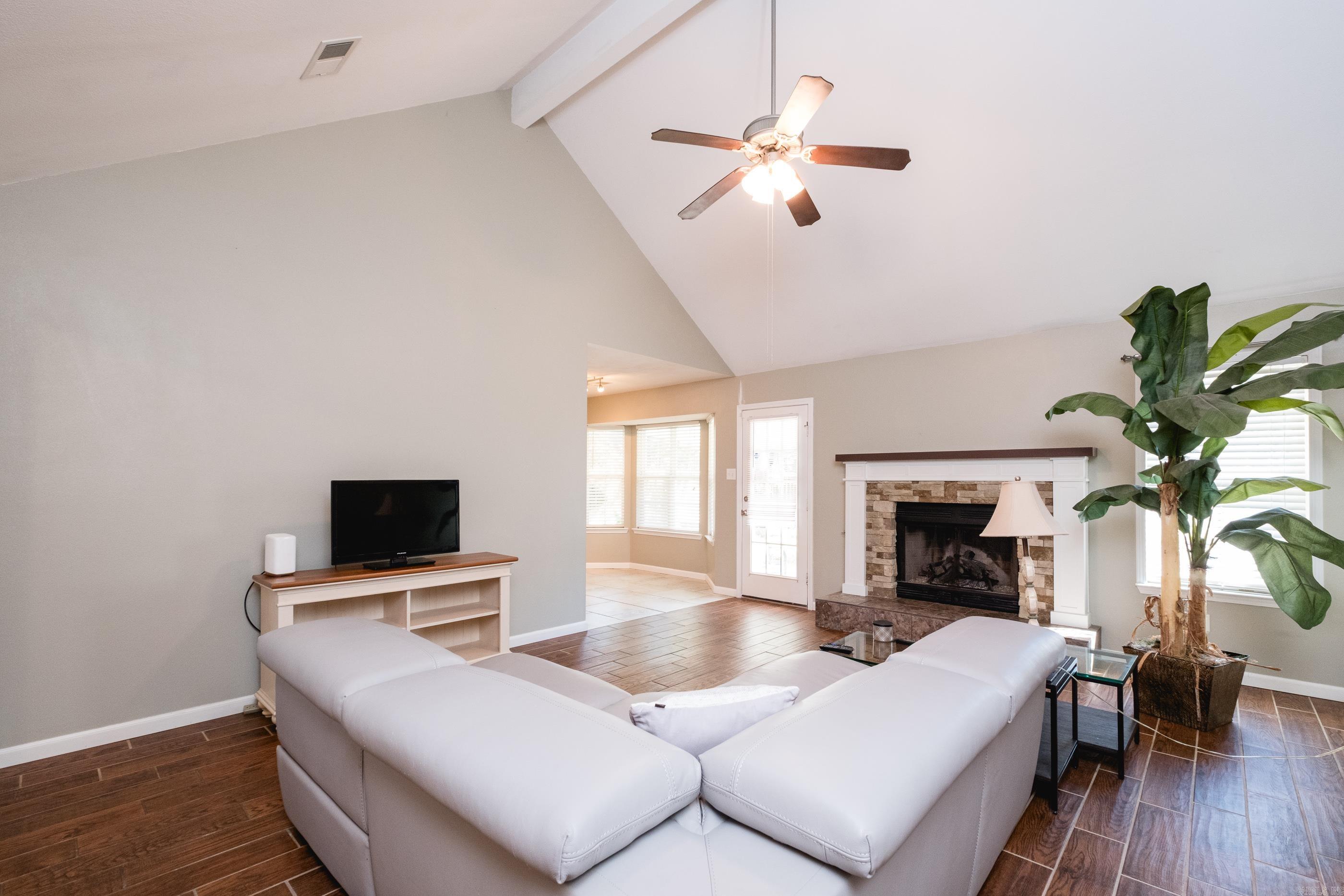 AUSTIN LAKES ADDN - Residential