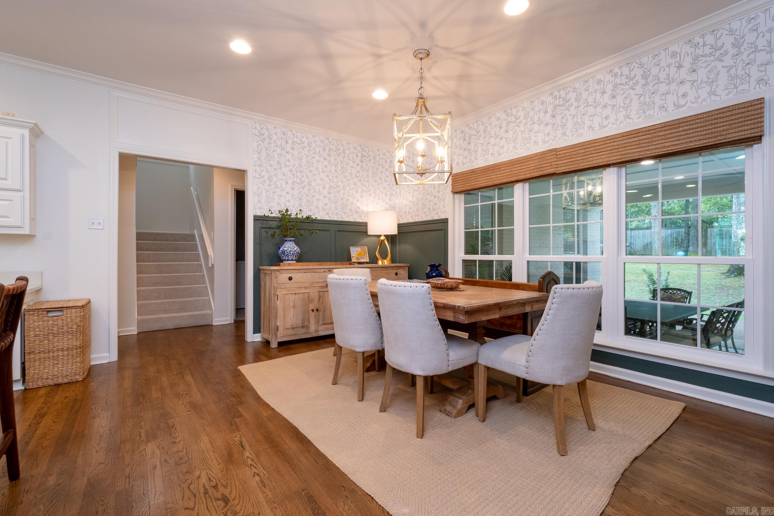 CHENAL VALLEY FONTENAY CIRCLE - Residential