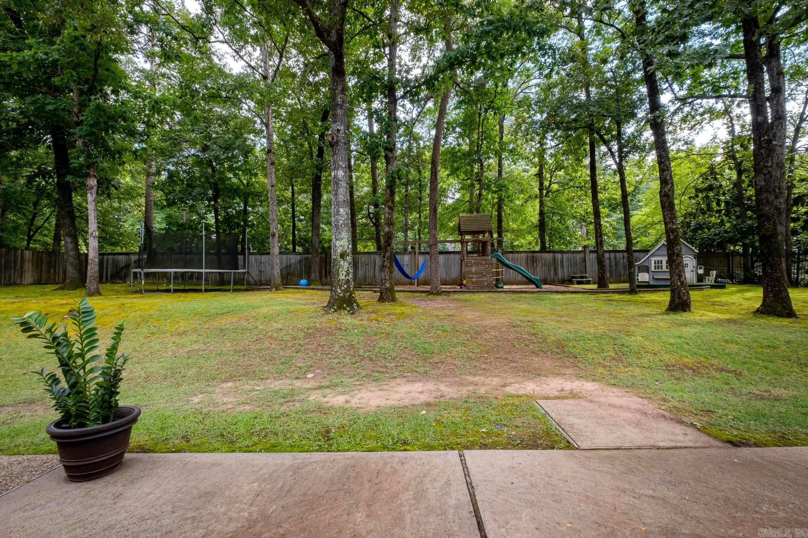 CHENAL VALLEY FONTENAY CIRCLE - Residential