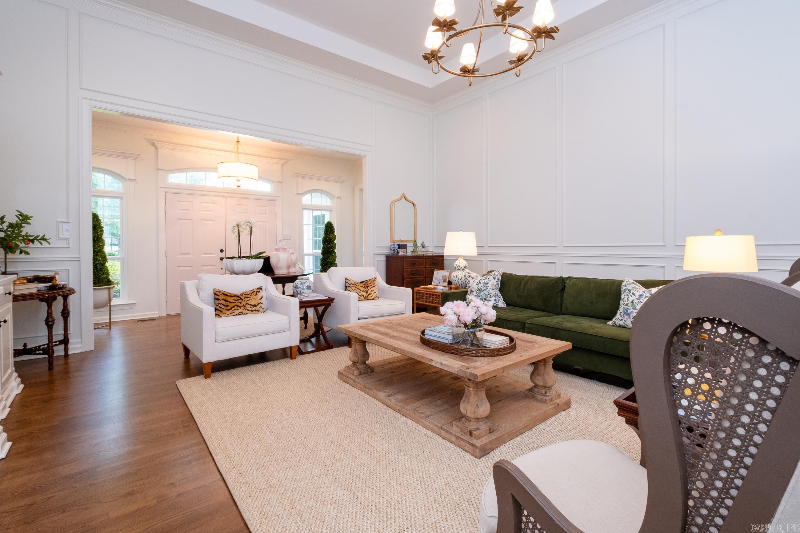 CHENAL VALLEY FONTENAY CIRCLE - Residential