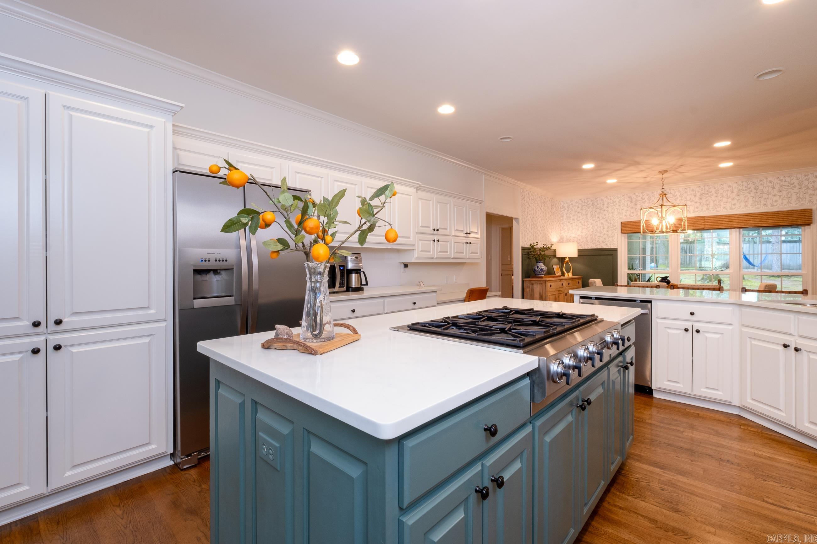 CHENAL VALLEY FONTENAY CIRCLE - Residential