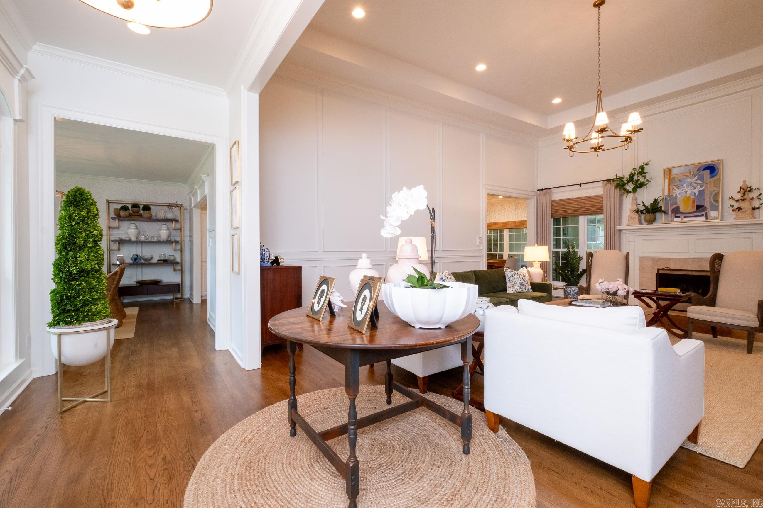 CHENAL VALLEY FONTENAY CIRCLE - Residential