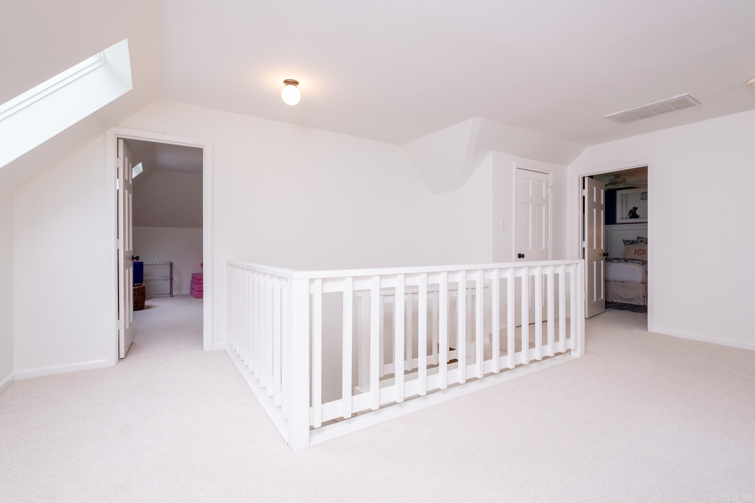 CHENAL VALLEY FONTENAY CIRCLE - Residential