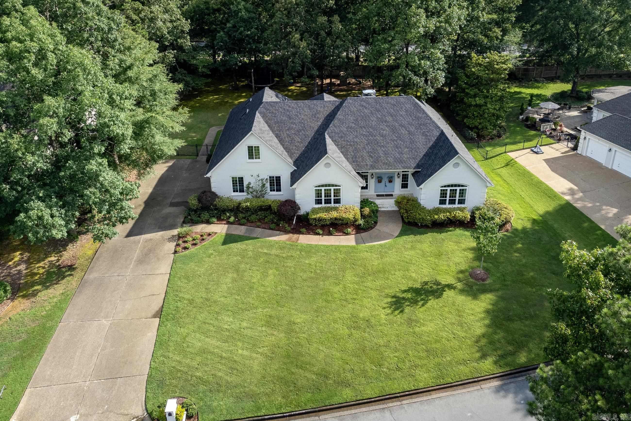 CHENAL VALLEY FONTENAY CIRCLE - Residential