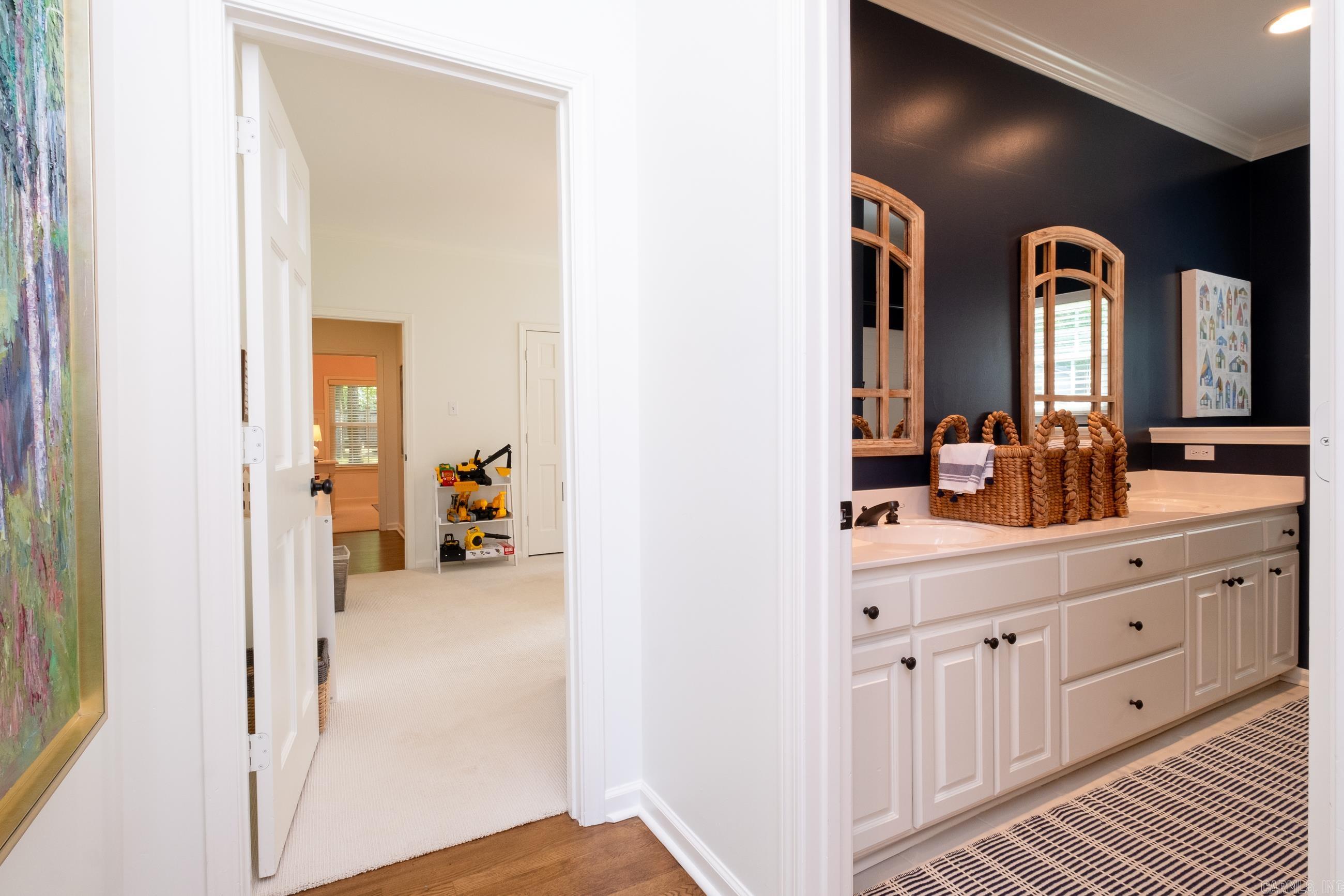 CHENAL VALLEY FONTENAY CIRCLE - Residential