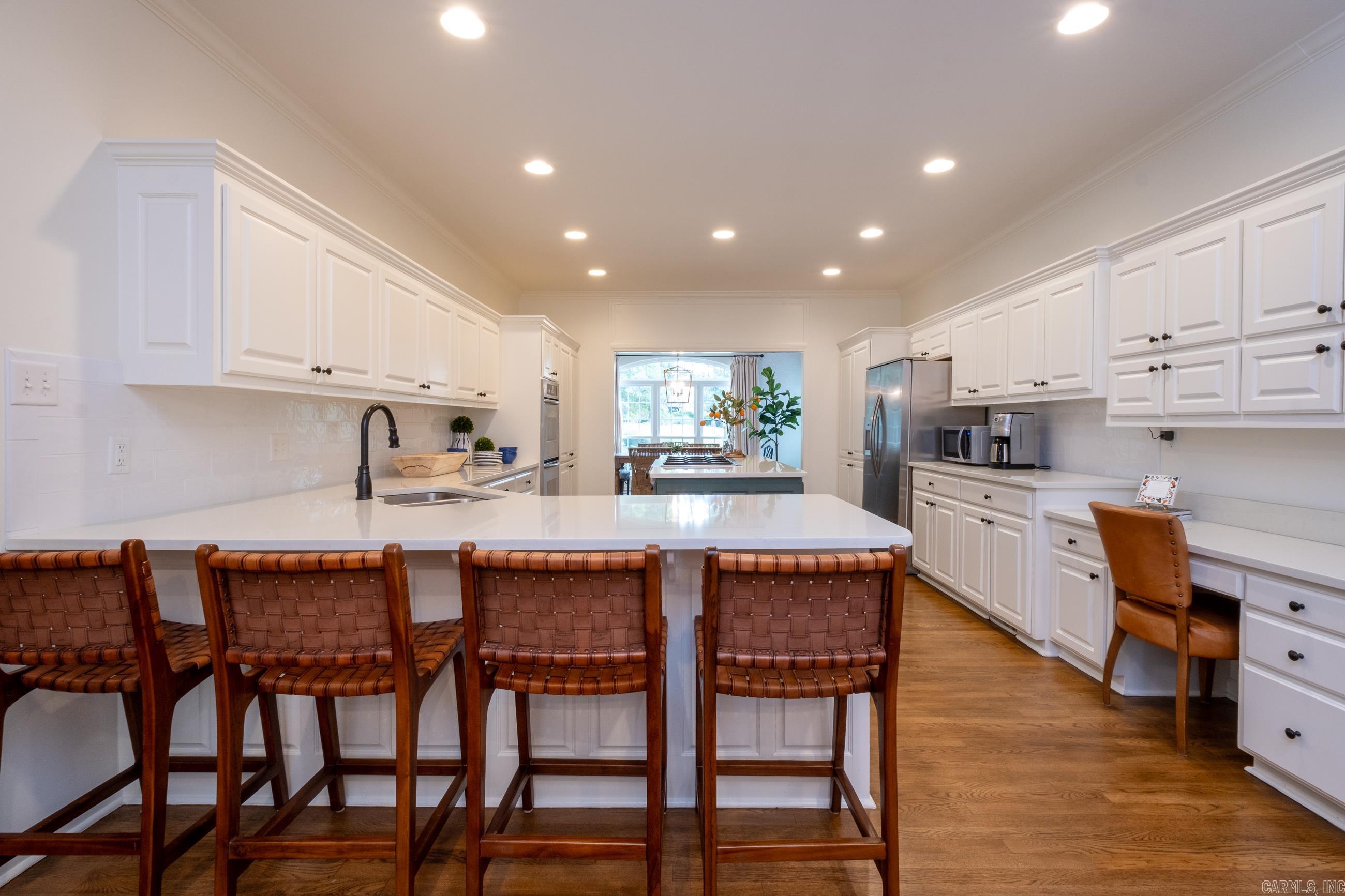 CHENAL VALLEY FONTENAY CIRCLE - Residential