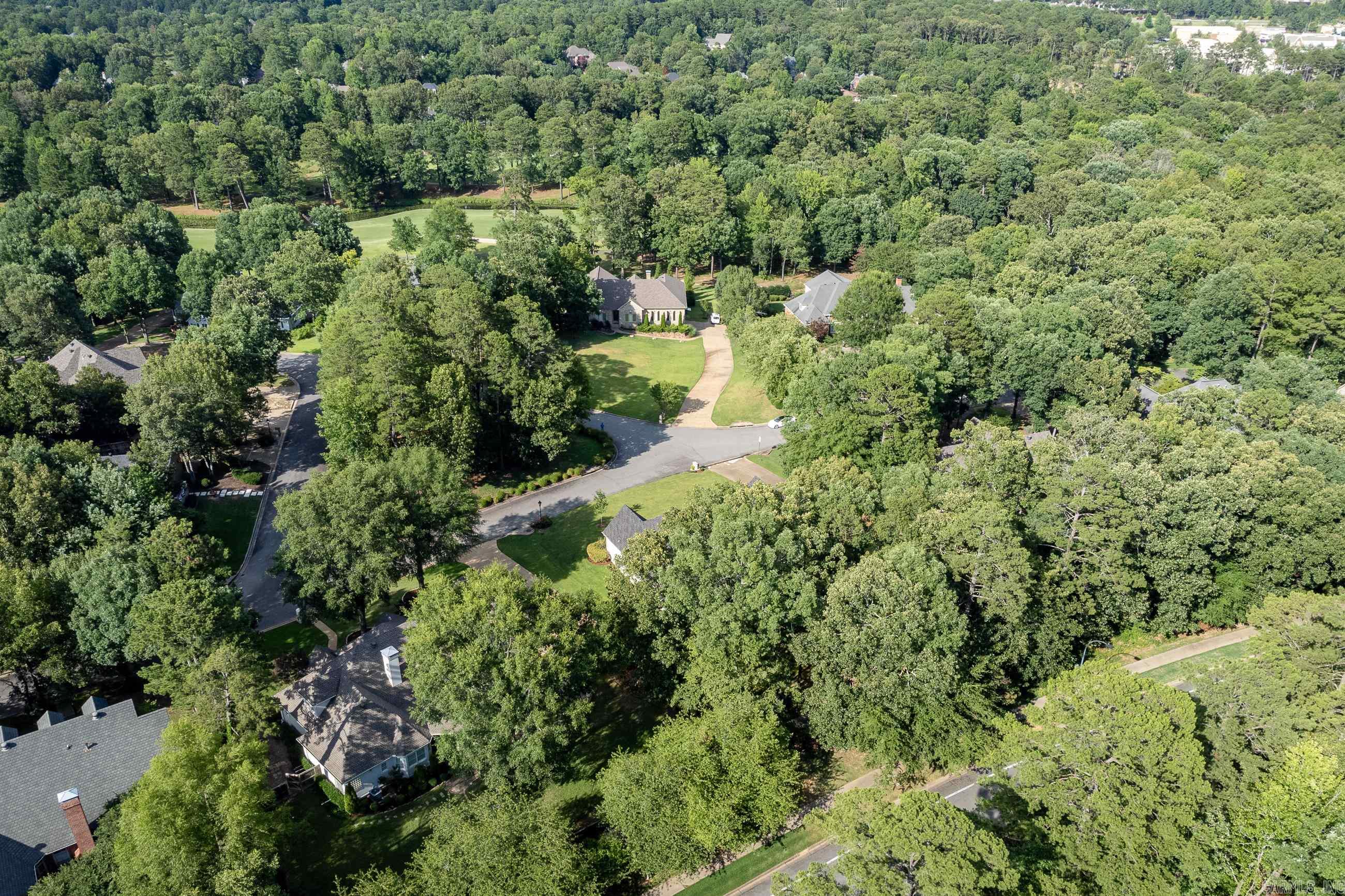 CHENAL VALLEY FONTENAY CIRCLE - Residential
