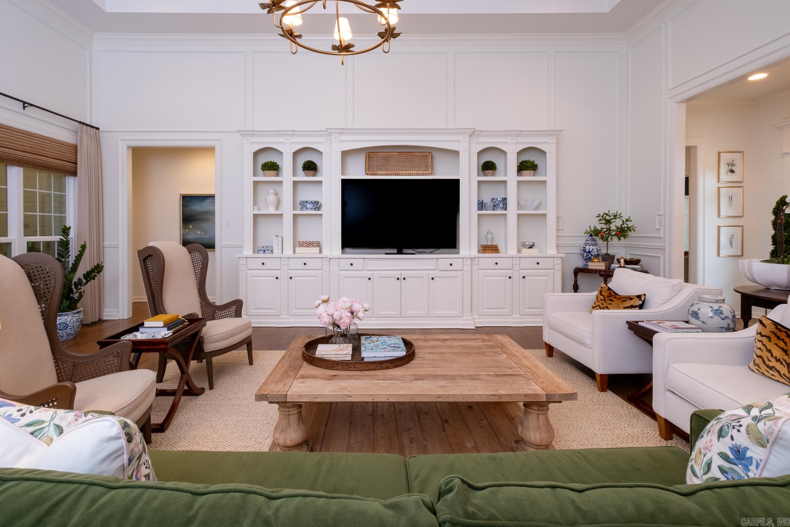 CHENAL VALLEY FONTENAY CIRCLE - Residential