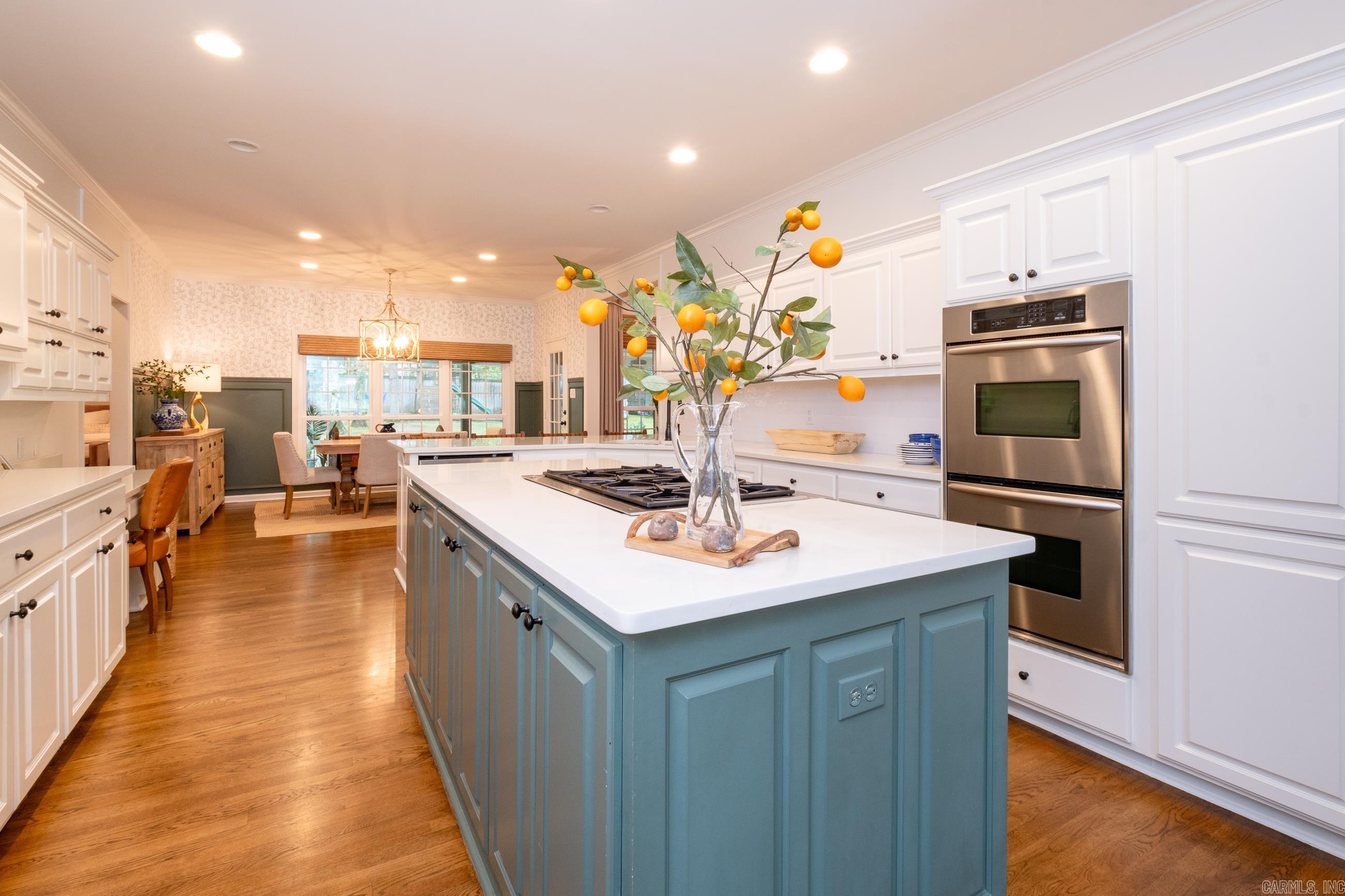 CHENAL VALLEY FONTENAY CIRCLE - Residential