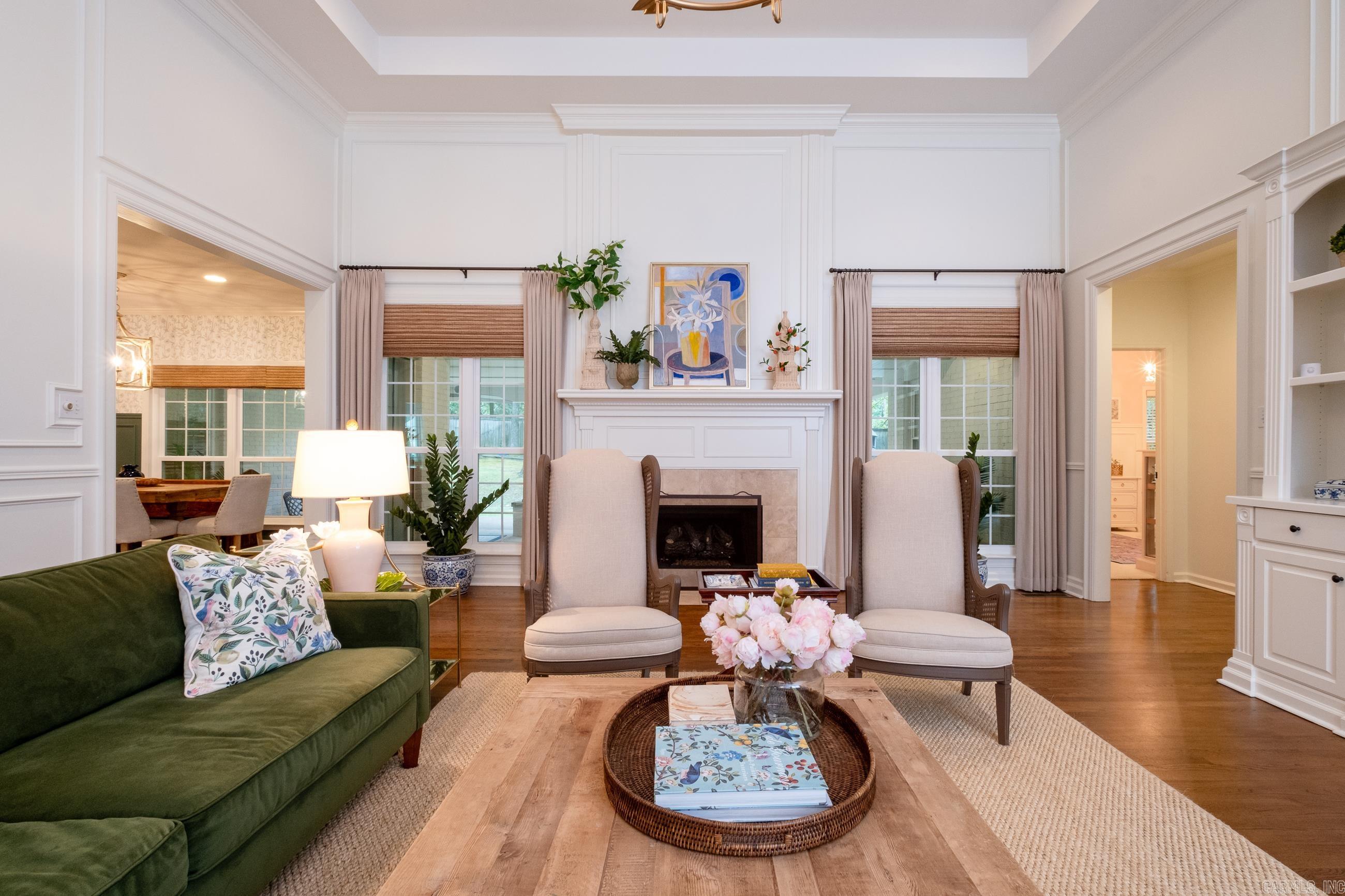 CHENAL VALLEY FONTENAY CIRCLE - Residential
