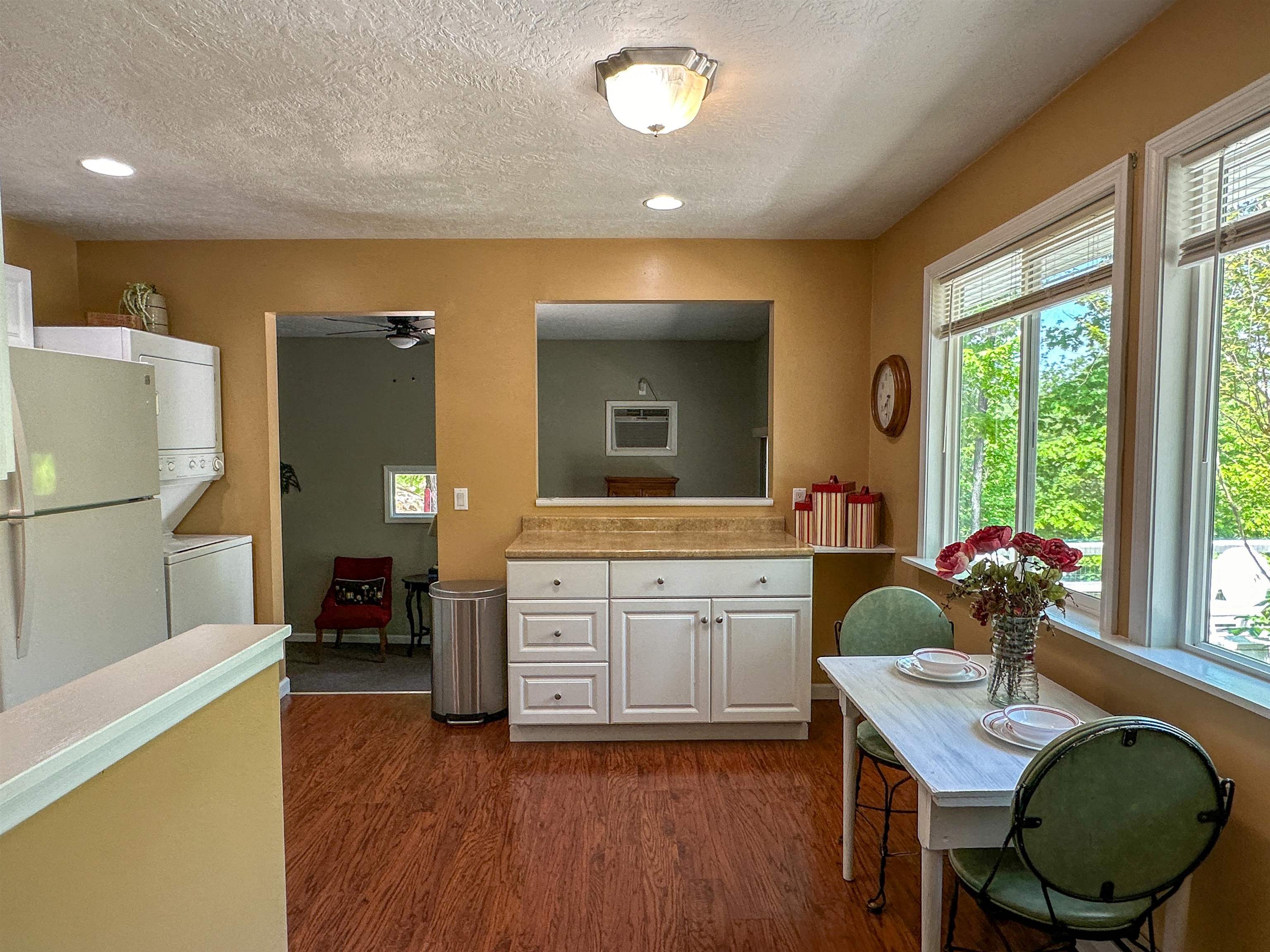 Lake View - Residential