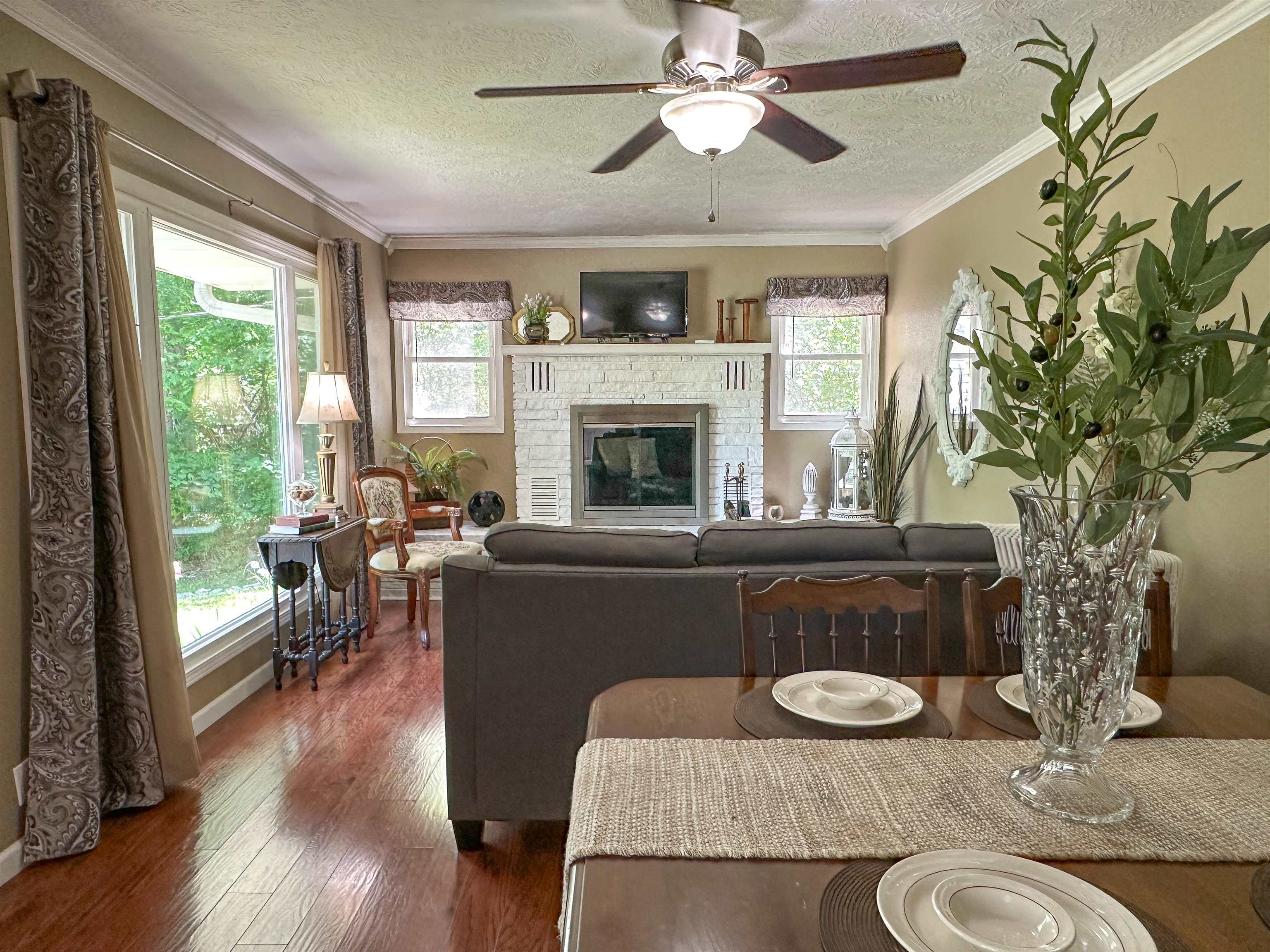 Lake View - Residential