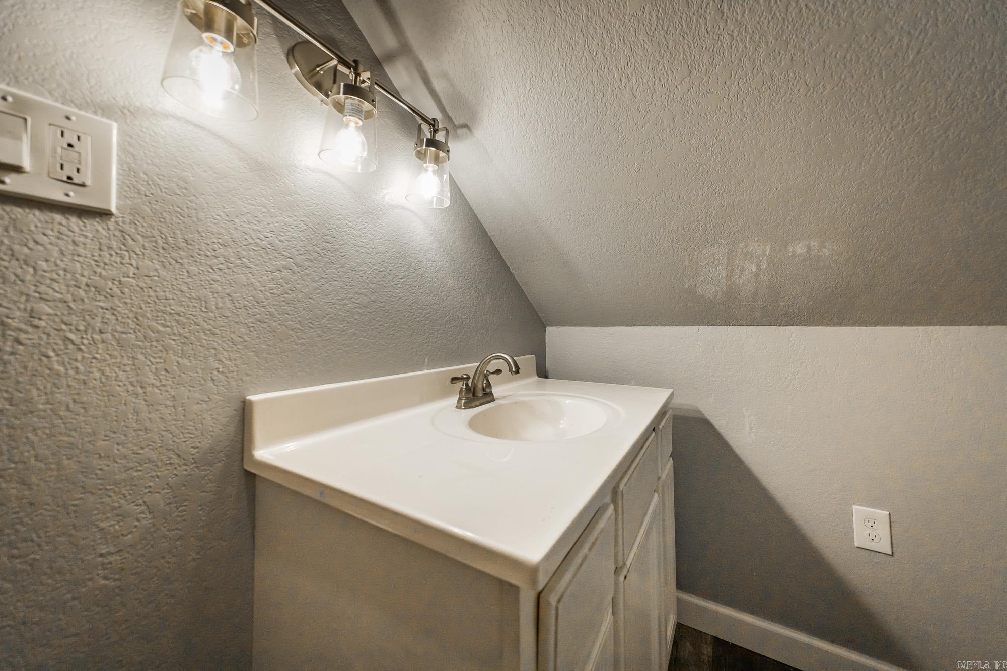 CHAMPLIN - Residential