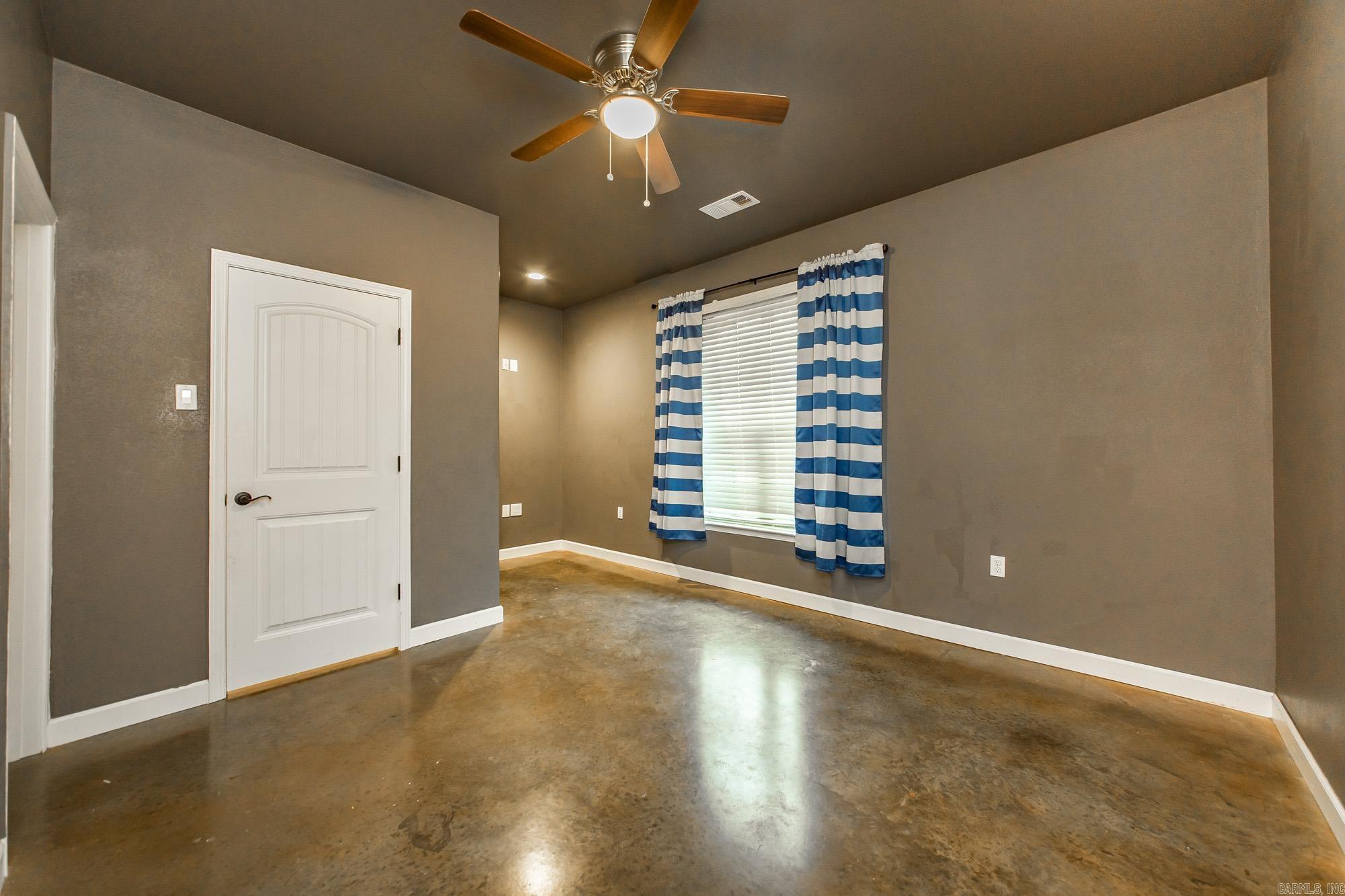 CHAMPLIN - Residential