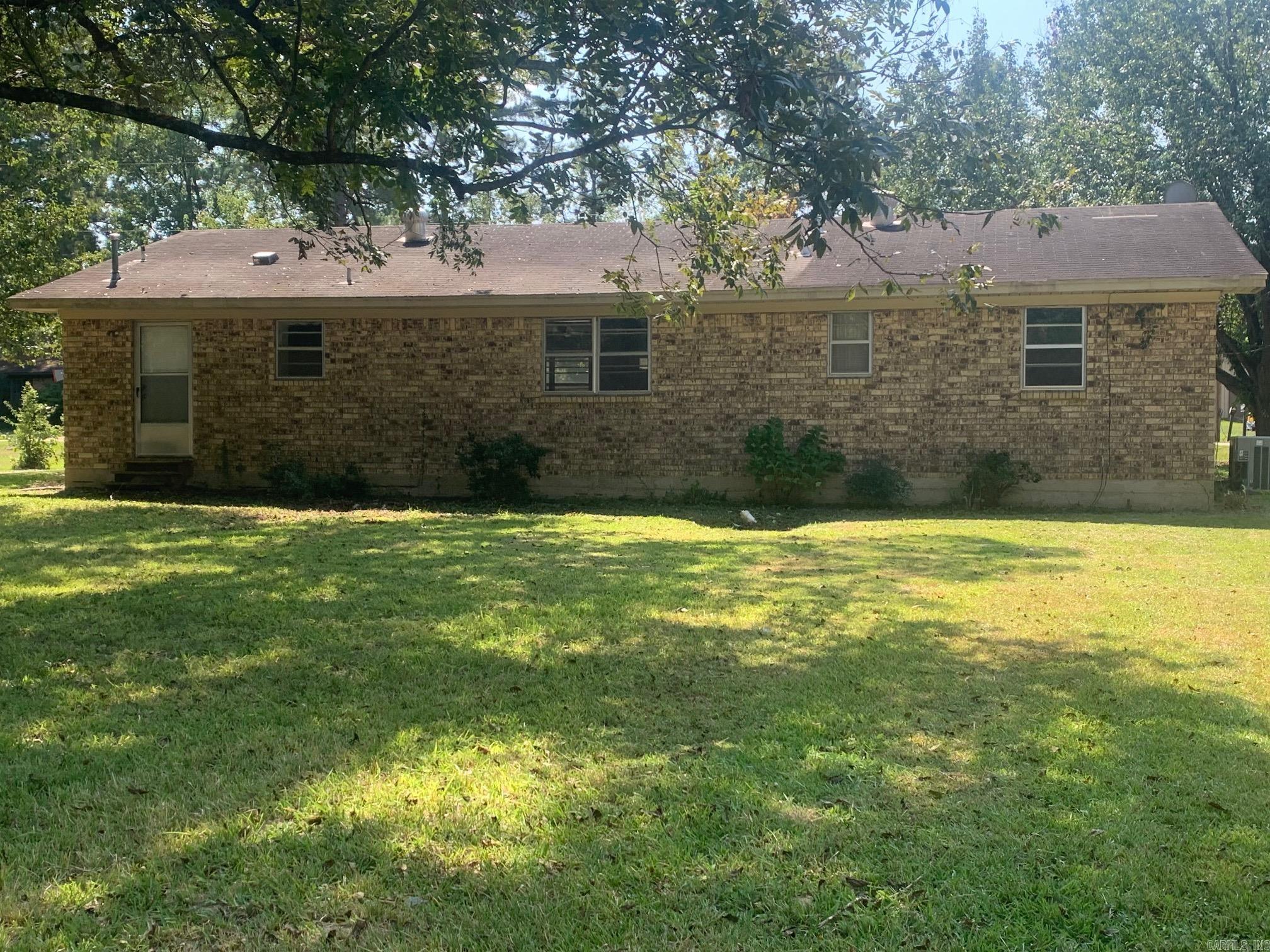 ROLLING ACRES - Residential