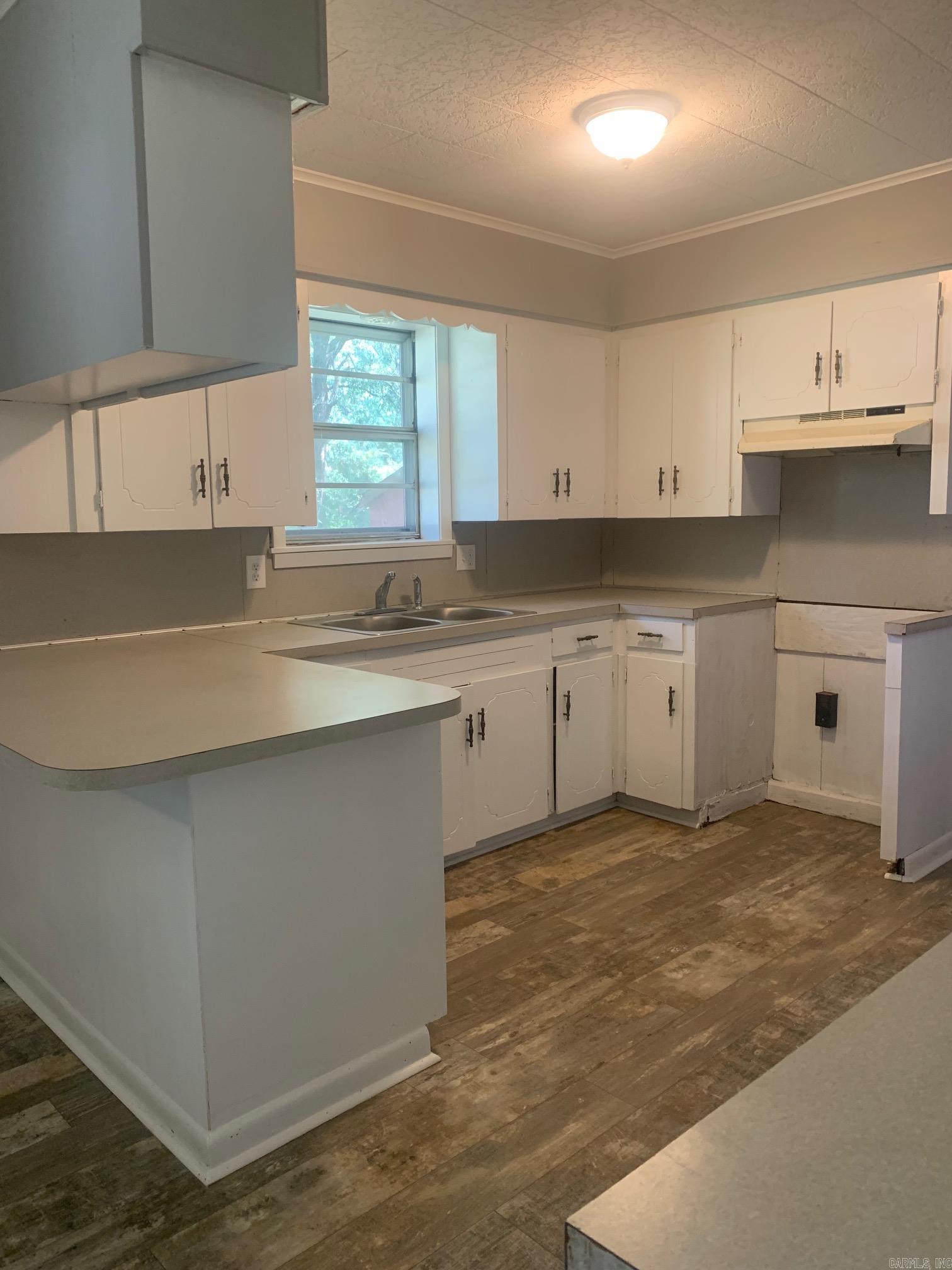 ROLLING ACRES - Residential