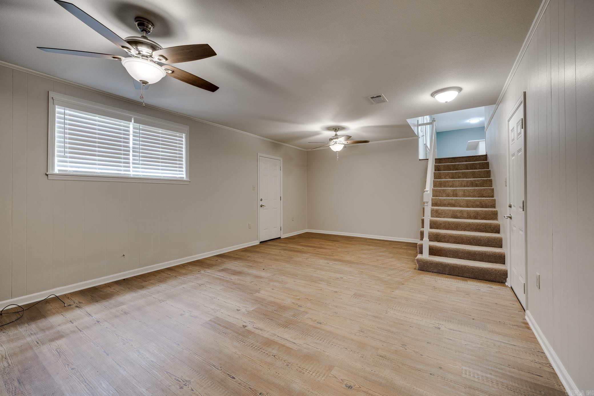 JACKSON HGTS - Residential