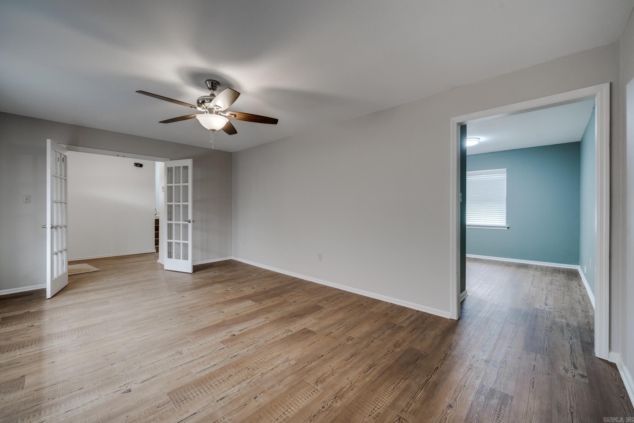 JACKSON HGTS - Residential