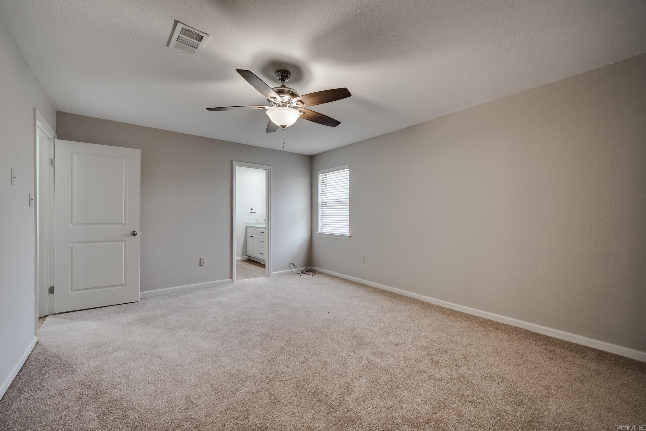 JACKSON HGTS - Residential