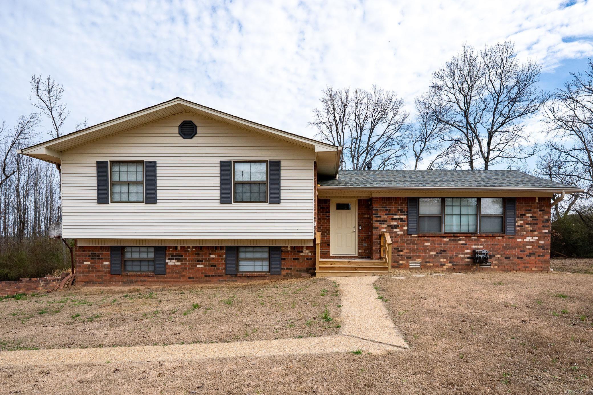 JACKSON HGTS - Residential