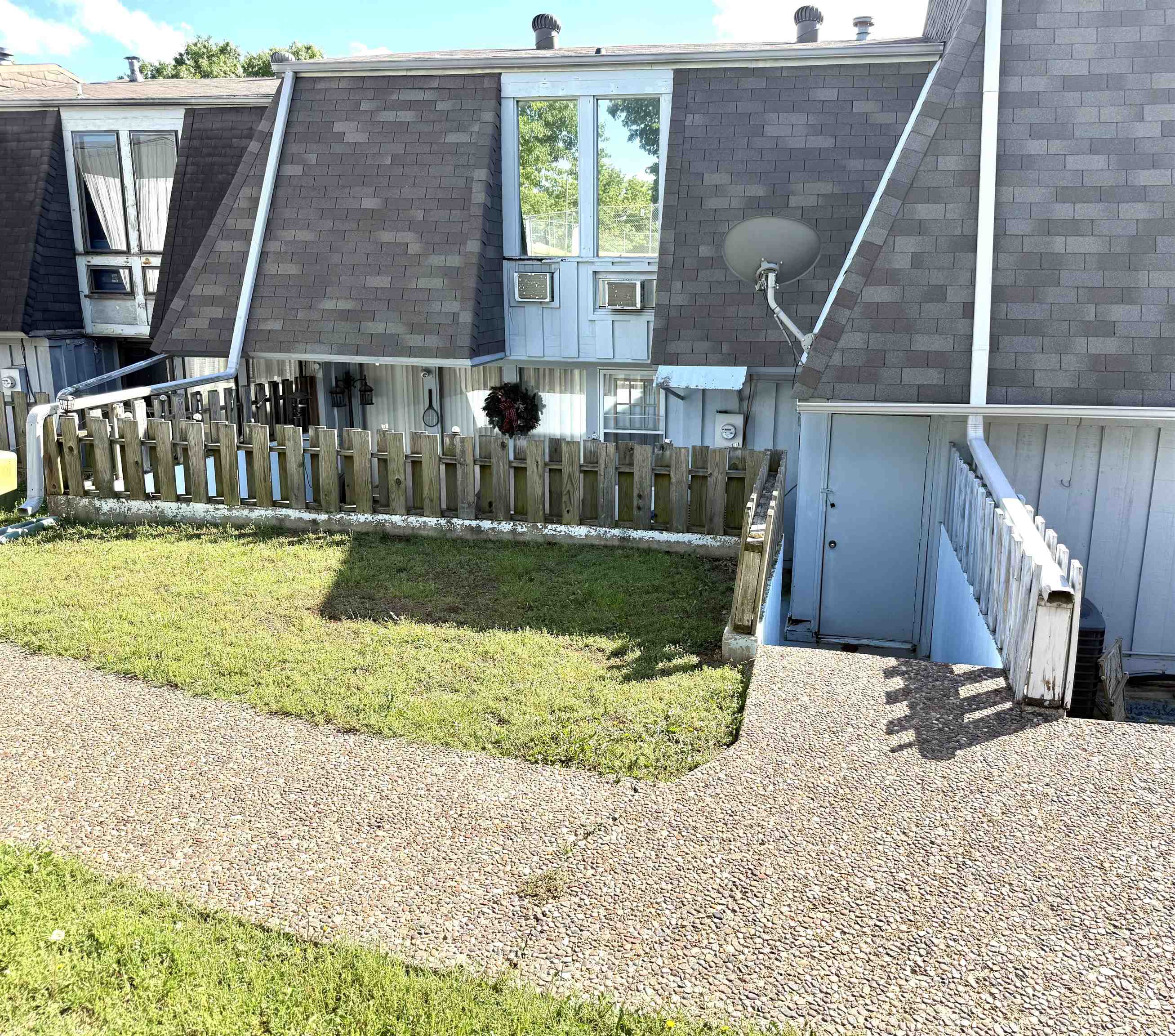 Townhouse 2nd - Residential