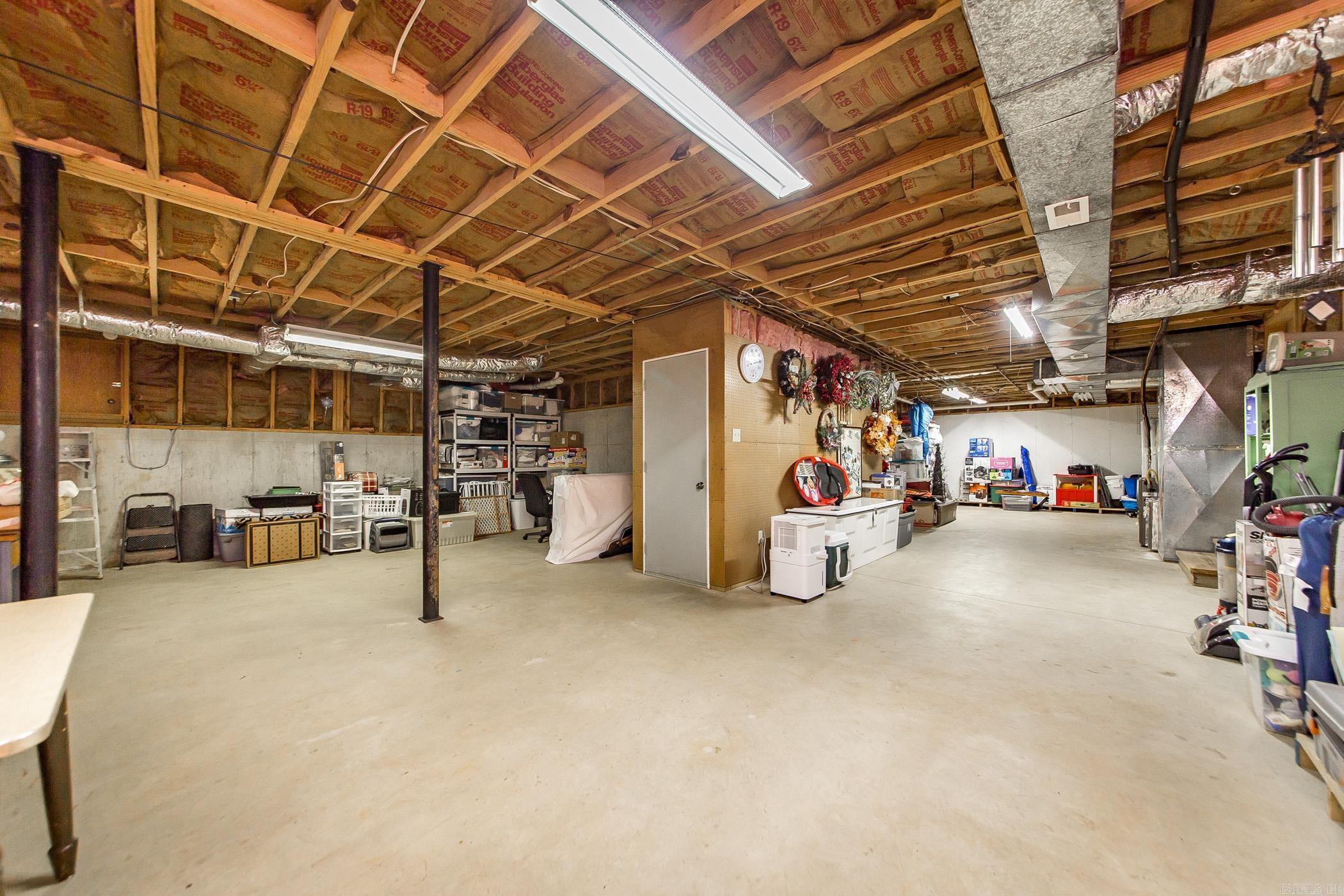 INDIAN HILLS - Residential