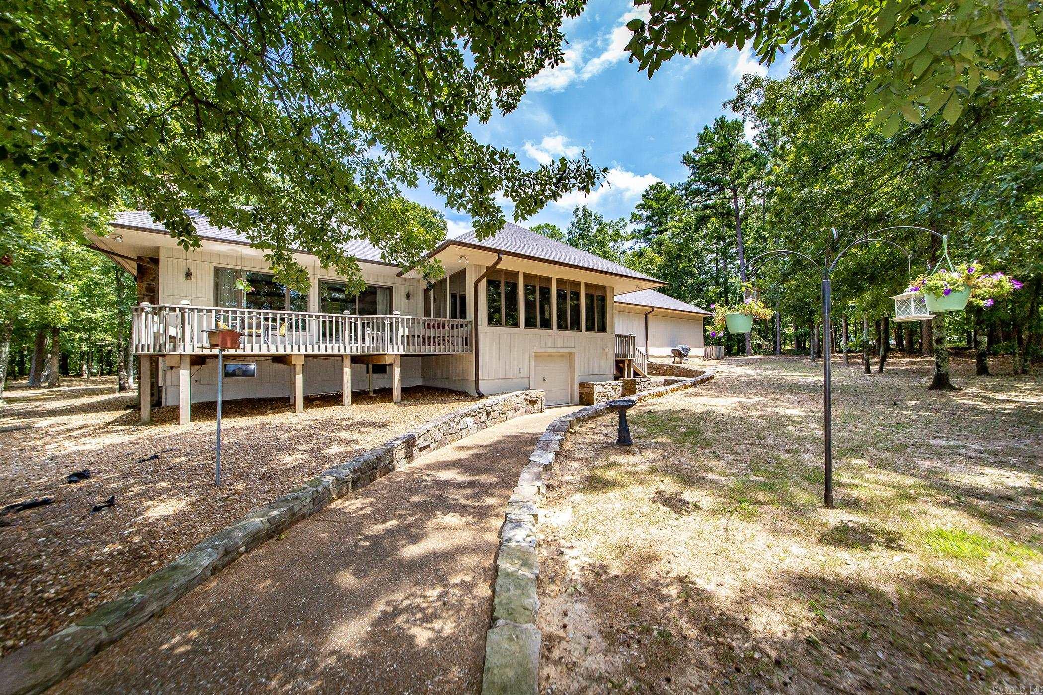 INDIAN HILLS - Residential