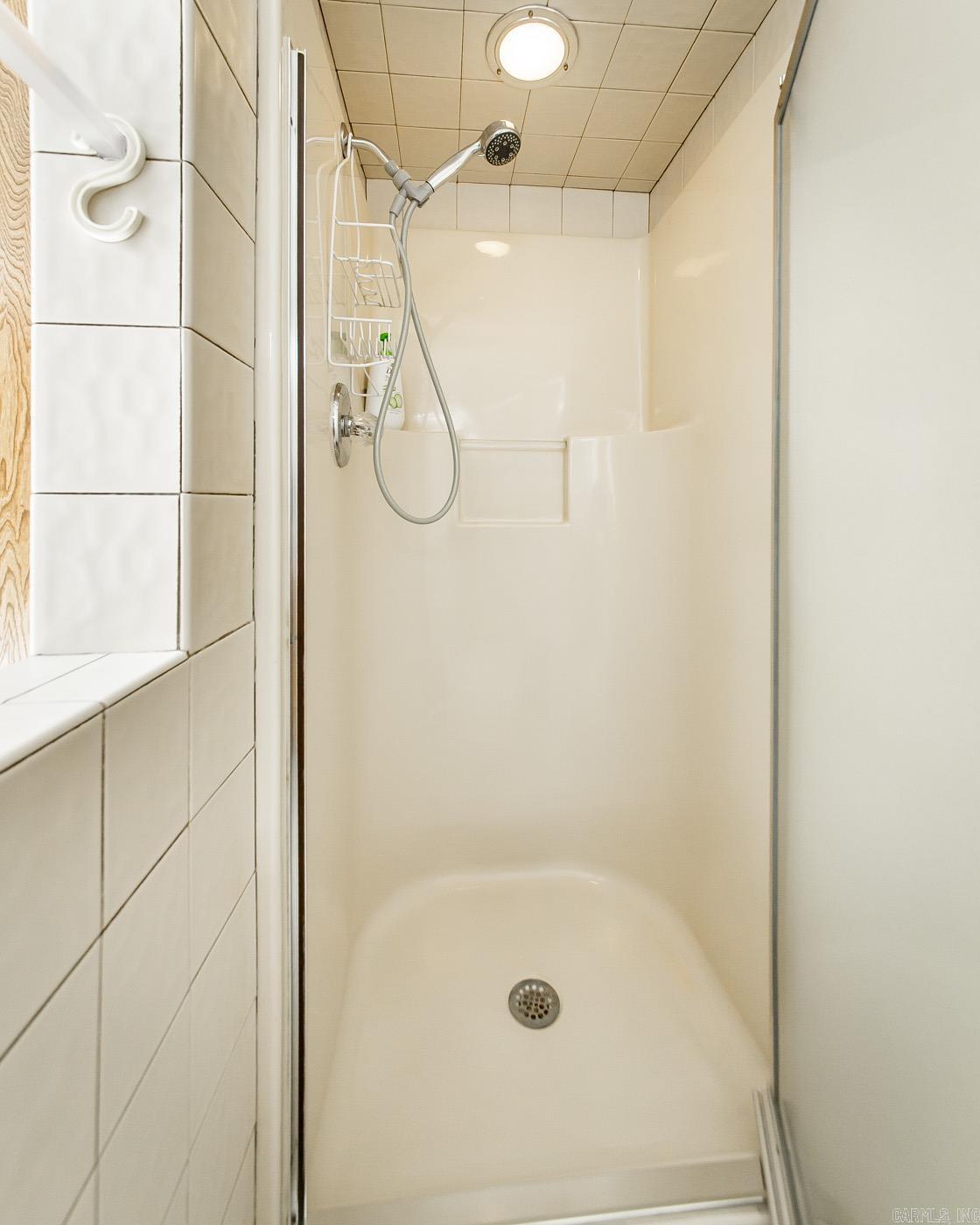 INDIAN HILLS - Residential