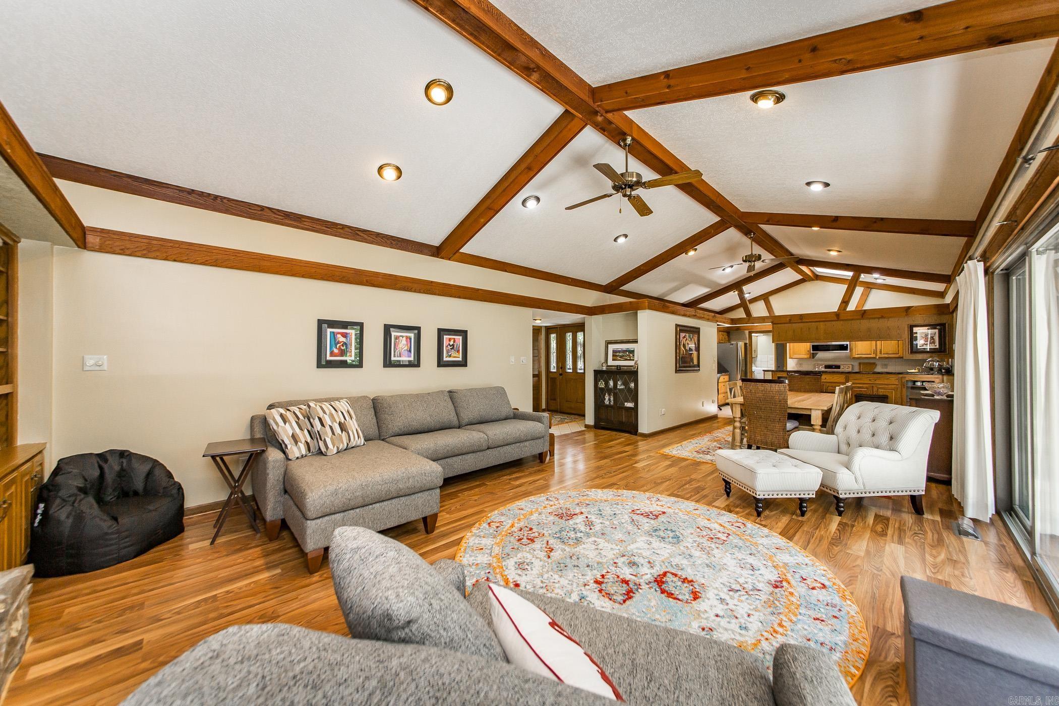 INDIAN HILLS - Residential